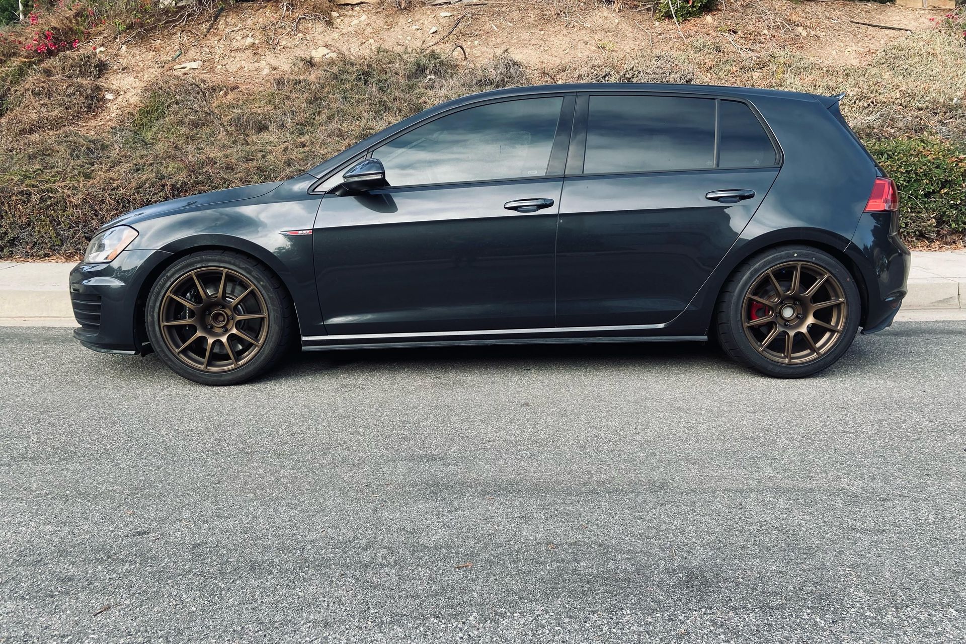 VW MK7 GTI with 17