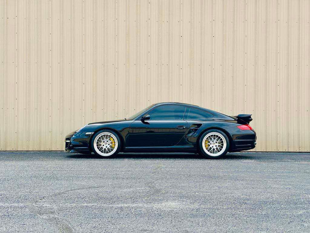 Black Porsche 911 997 Turbo with 19" ML-10RT Apex wheels in Machined Lip Brushed Clear