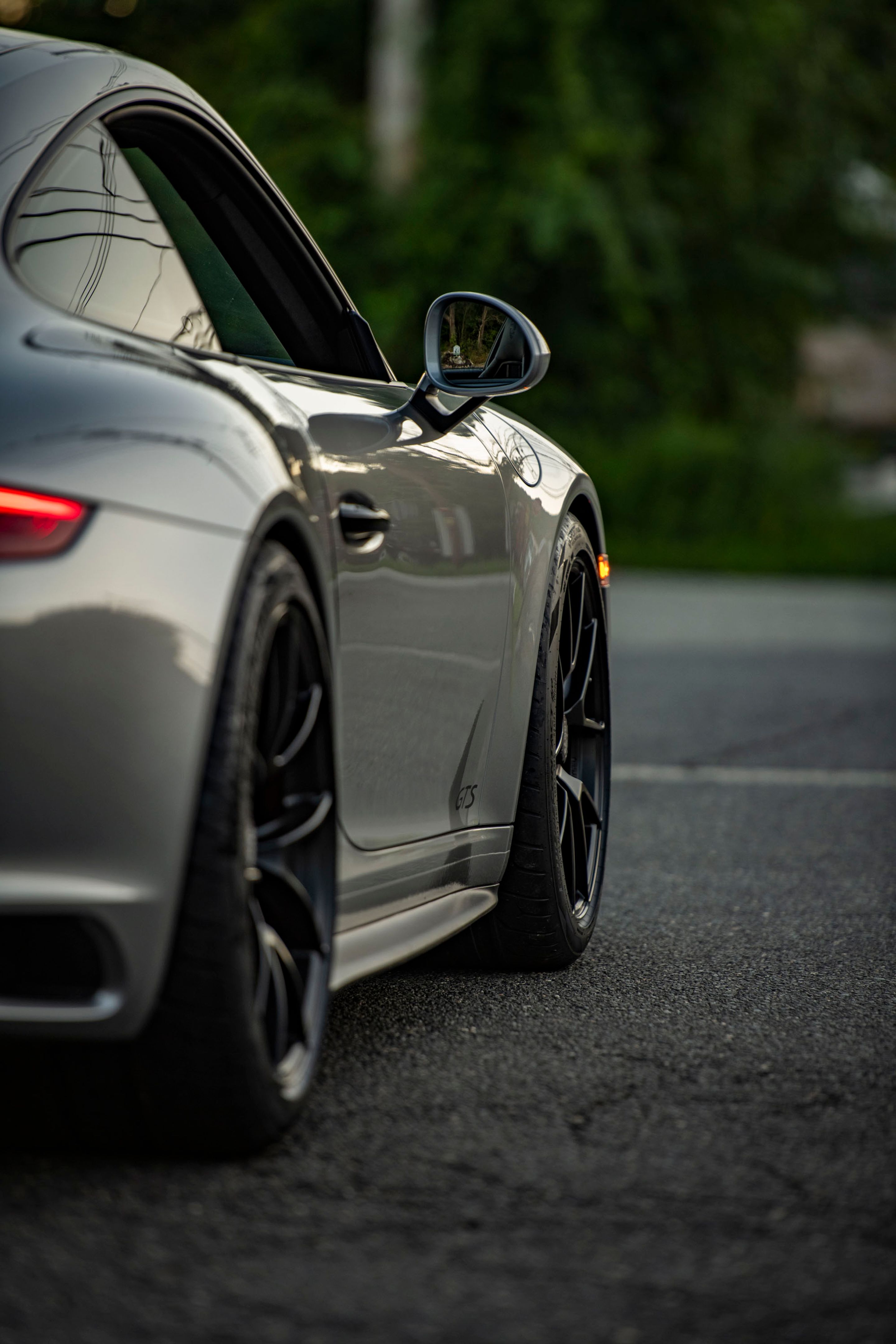 Grey Porsche 911 991.2 Carrera GTS with 19" VS-5RS Apex wheels in Satin Black
