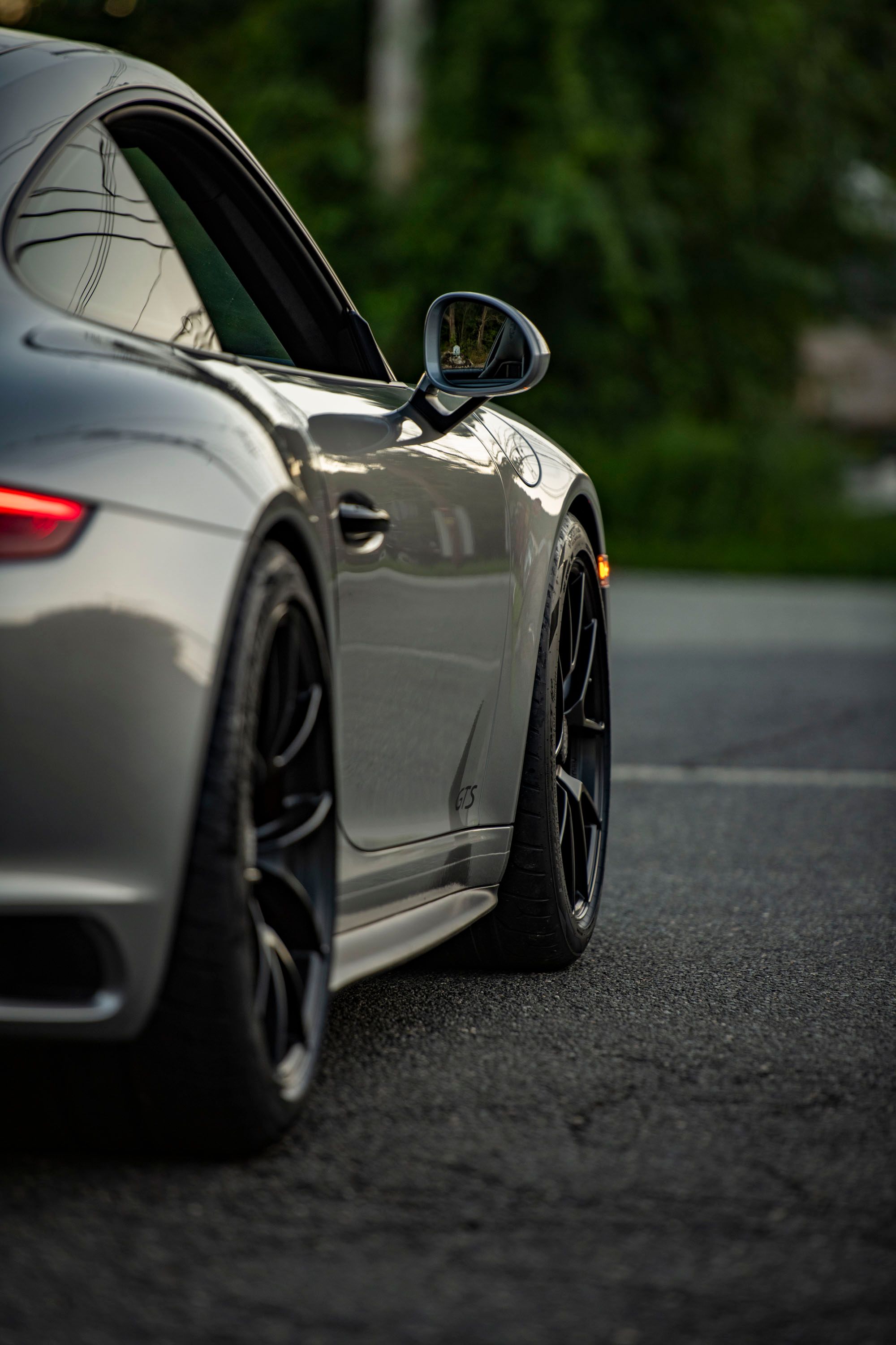 Grey Porsche 911 991.2 Carrera GTS with 19" VS-5RS Apex wheels in Satin Black