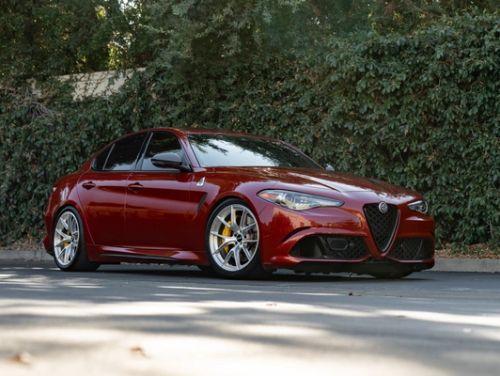Red Alfa Romeo Giulia - VS-5RS in Brushed Clear