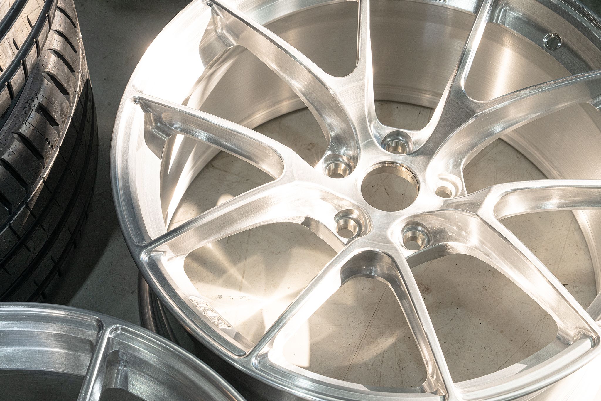 Black BMW G20 Sedan 3 Series with 19" VS-5RS Apex wheels in Brushed Clear