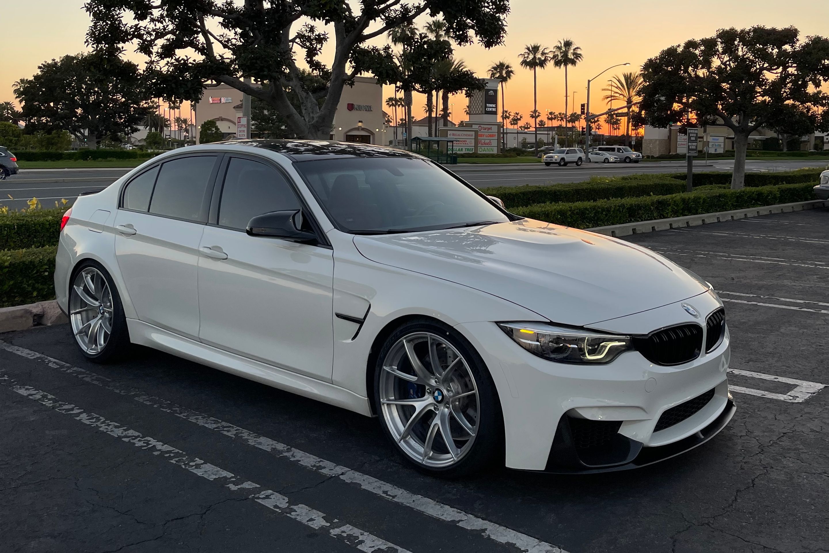 White BMW F80 M3 with 20" VS-5RS Apex wheels in Brushed Clear