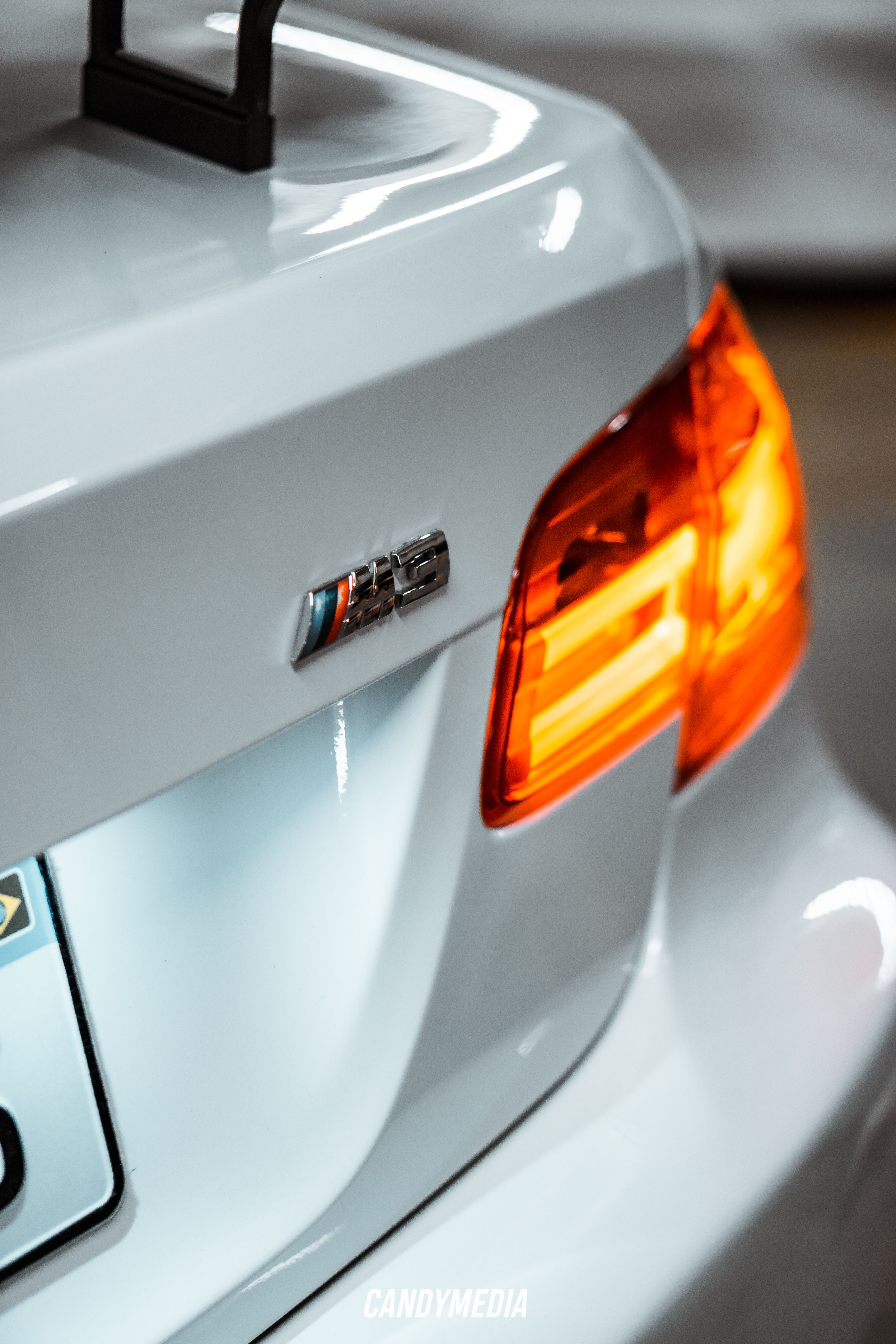 White BMW E92 Coupe M3 with 18" EC-7 Apex wheels in Race Silver