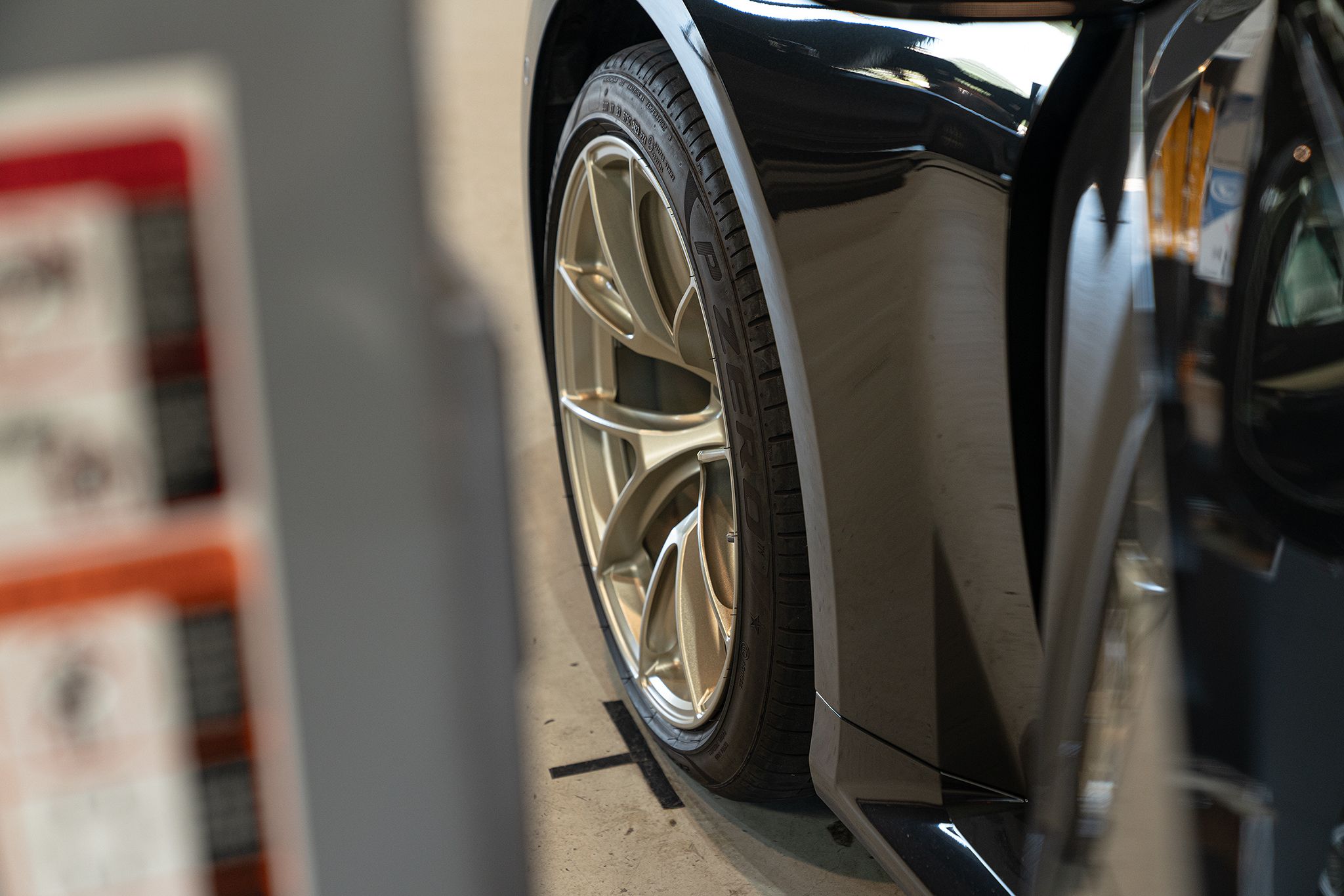 Black BMW G87 M2 with 19"/20" VS-5RS Apex wheels in Motorsport Gold