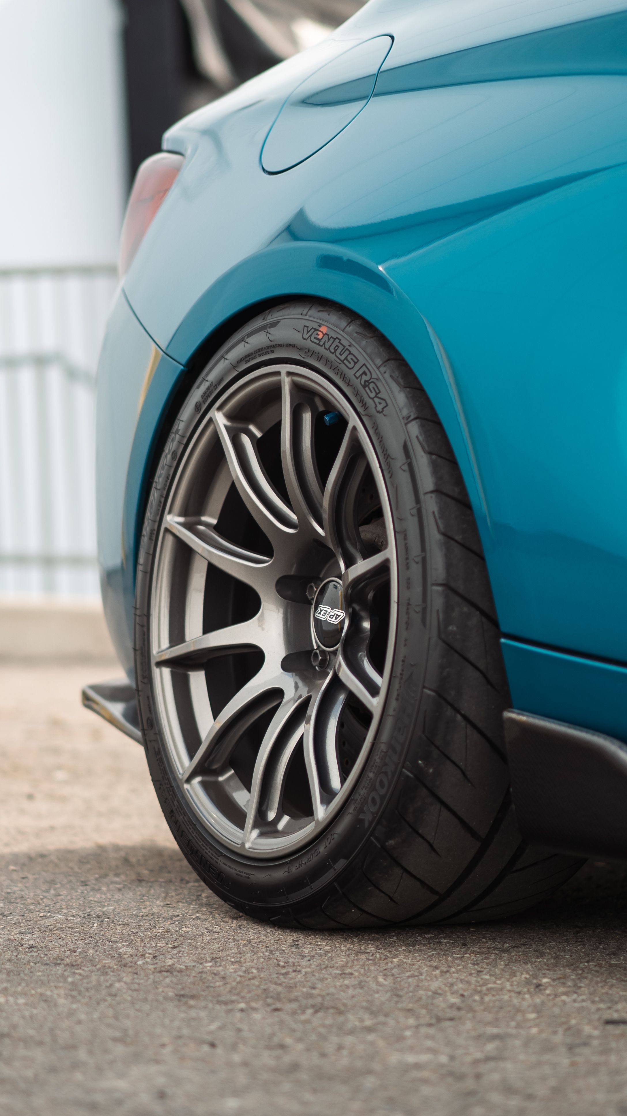 Blue BMW F87 M2 with 18" SM-10 Apex wheels in Anthracite