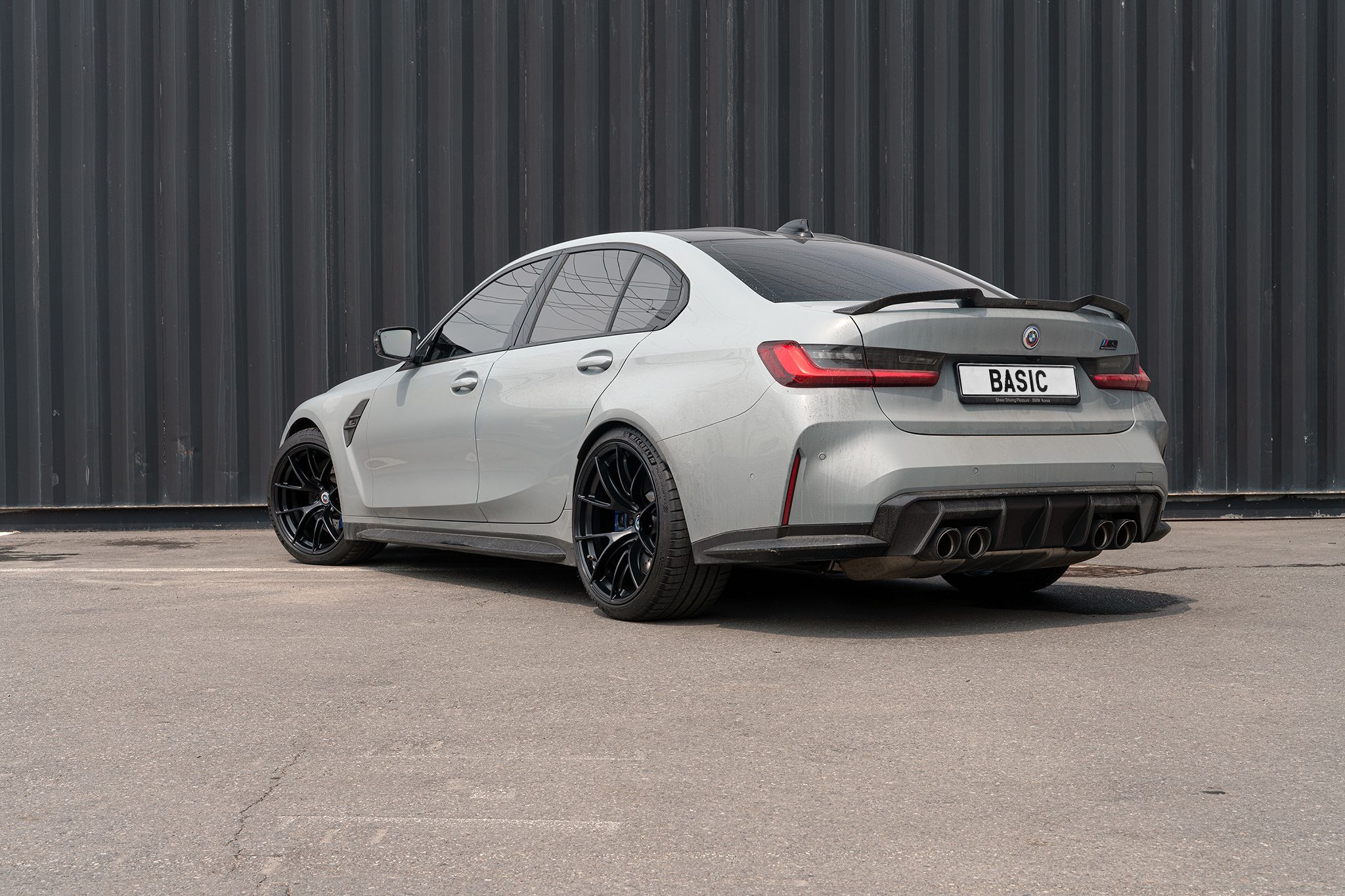 Grey BMW G80 M3 with 19"/20" VS-5RS Apex wheels in Satin Black