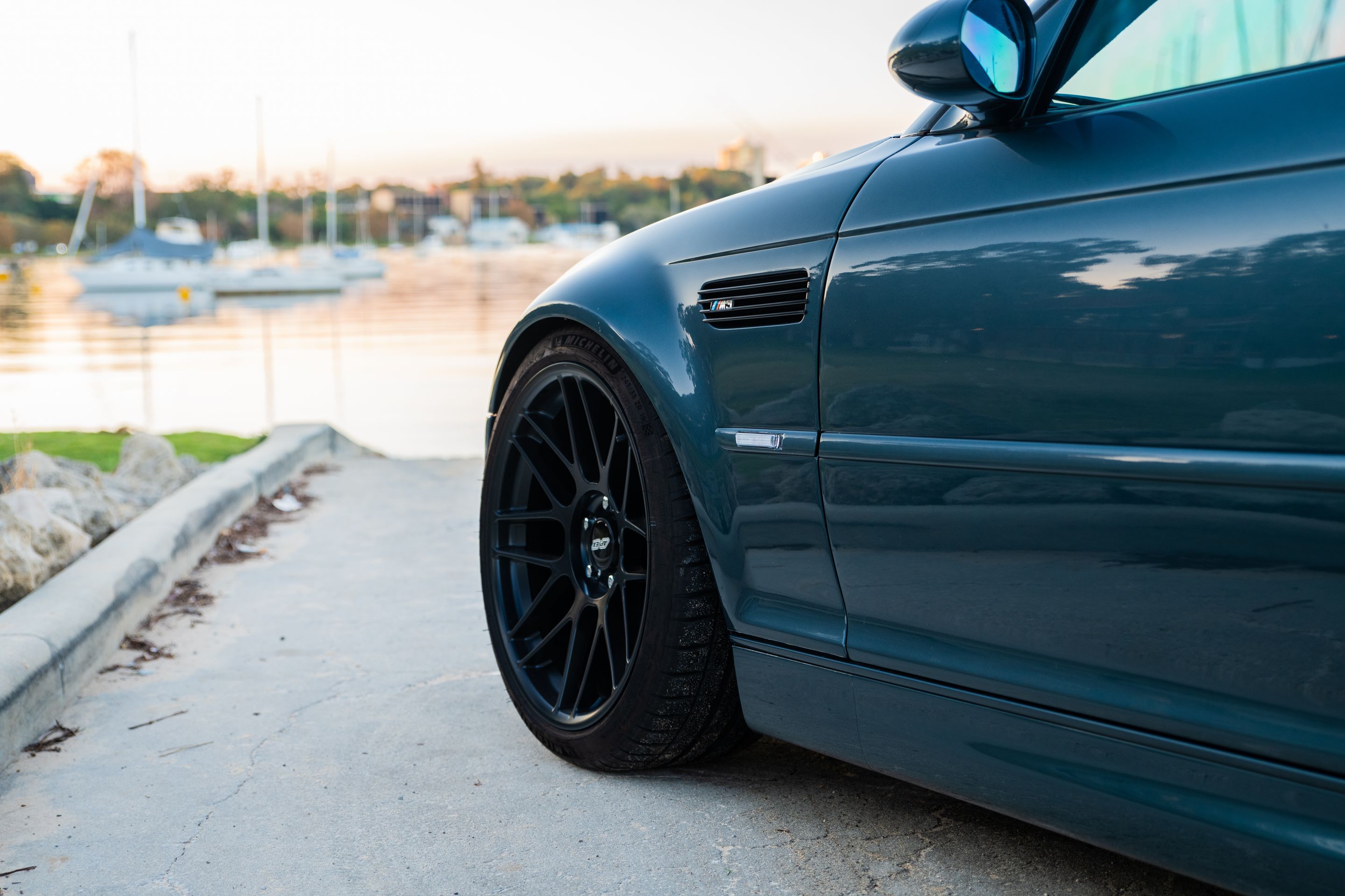Blue BMW E46 M3 with 19" ARC-8 Apex wheels in Satin Black