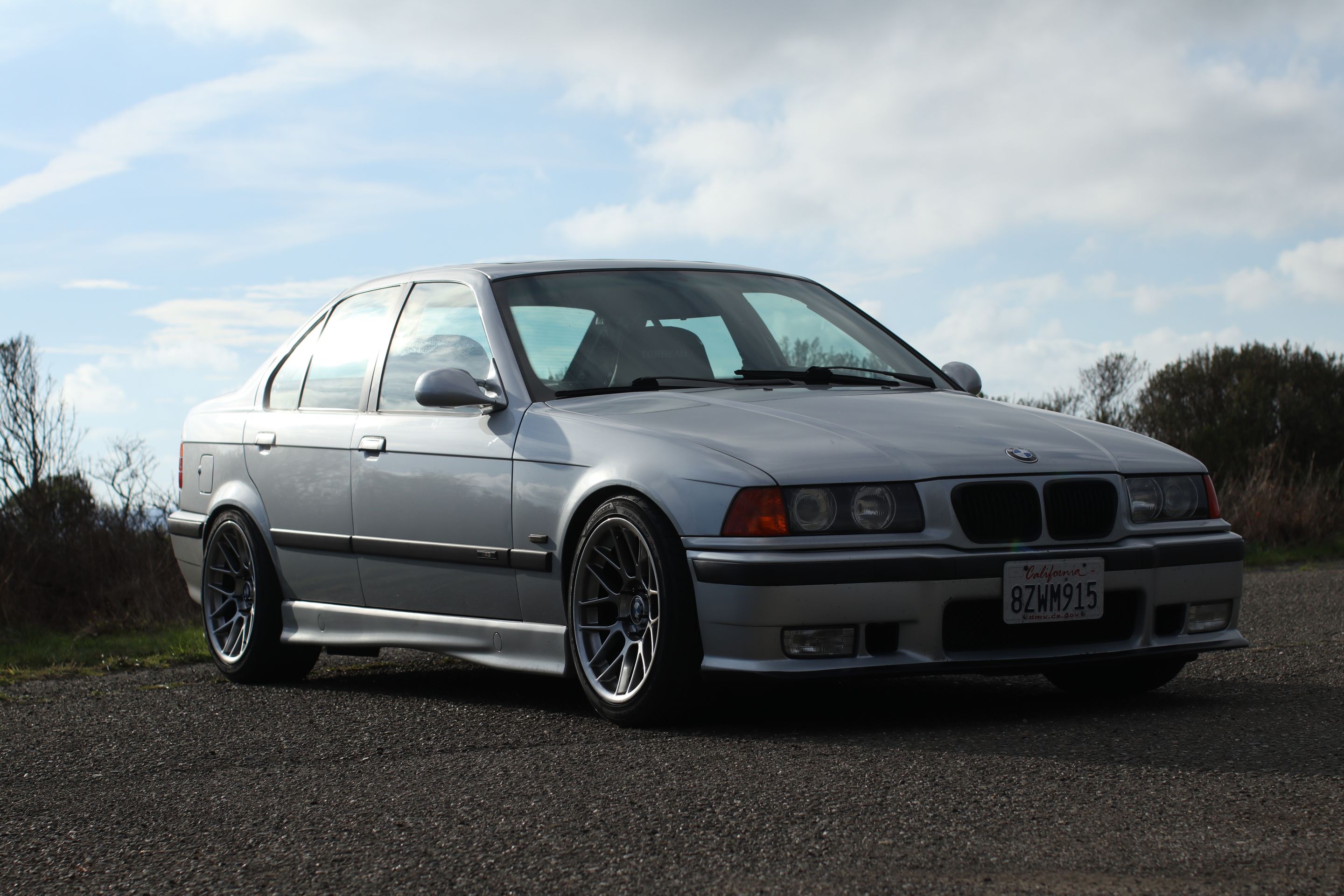 White BMW E36 M3 with 17" ARC-8 Apex wheels in Hyper Silver