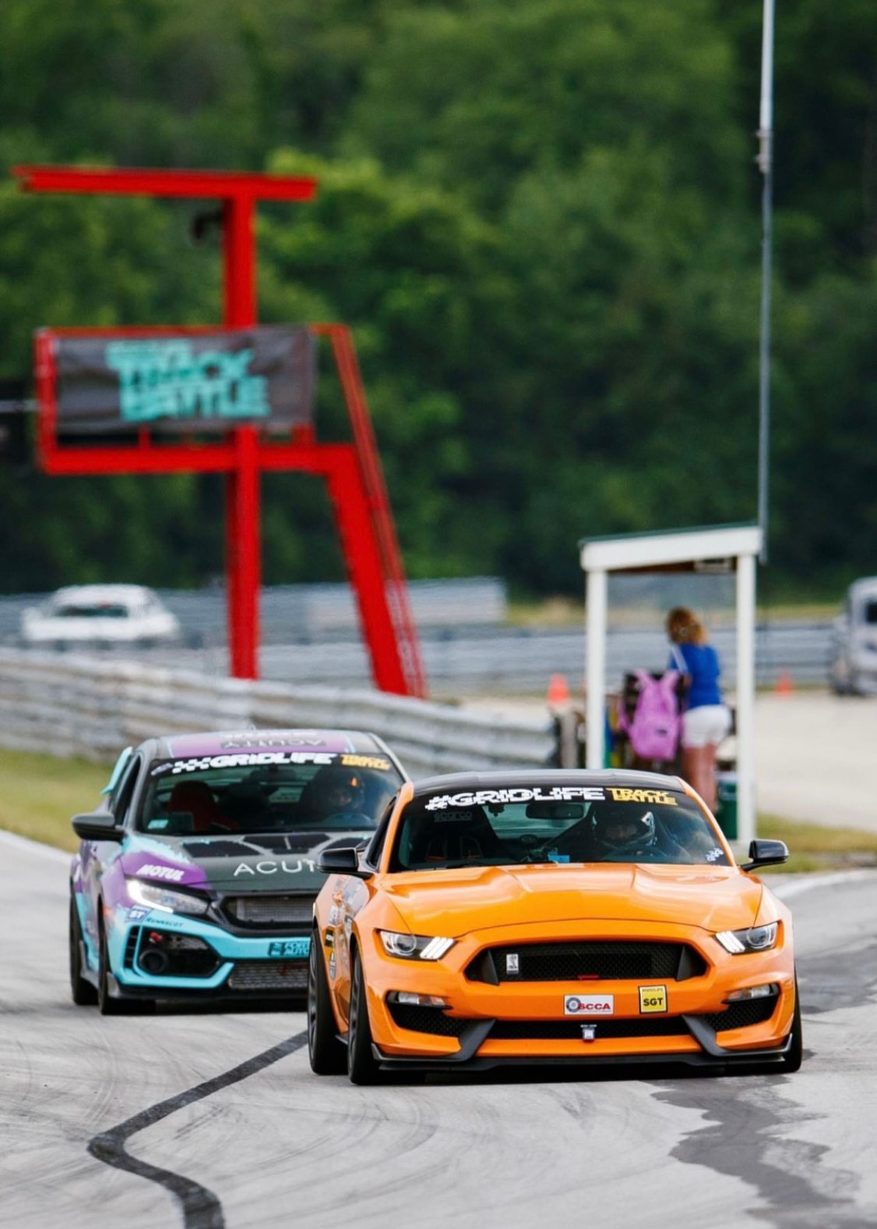 Orange Ford S550 Mustang GT350 with 19" SM-10 Apex wheels in Anthracite