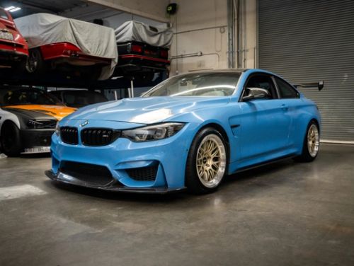 Blue BMW M4 - ML-10RT in Machined Lip Gloss Motorsport Gold