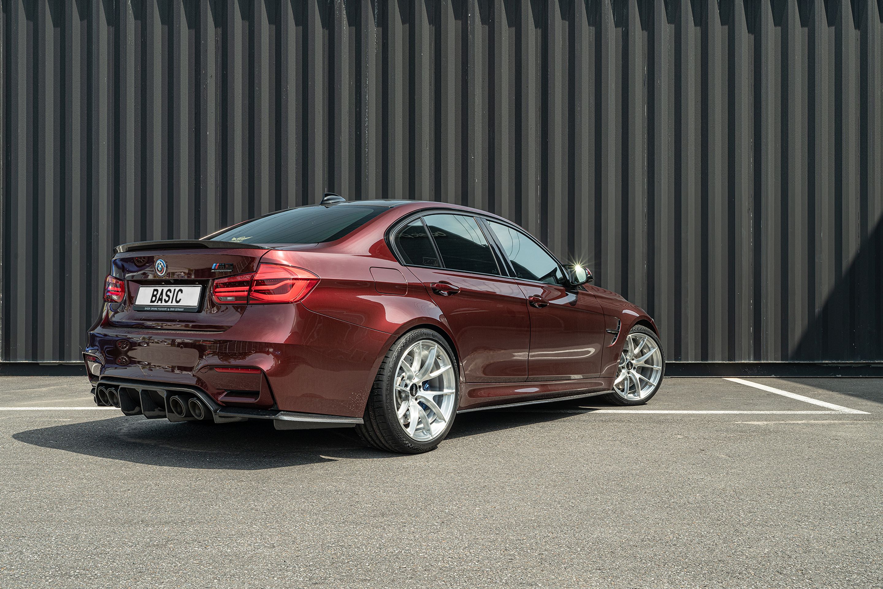 Red BMW F80 M3 with 19" VS-5RS Apex wheels in Brushed Clear