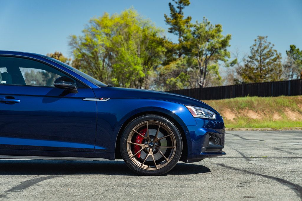 Blue Audi B9 S5 with 19" VS-5RS Apex wheels in Satin Bronze