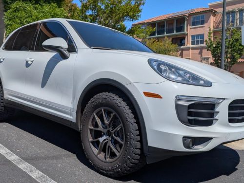 White Porsche Cayenne - VS-5RE in Anthracite