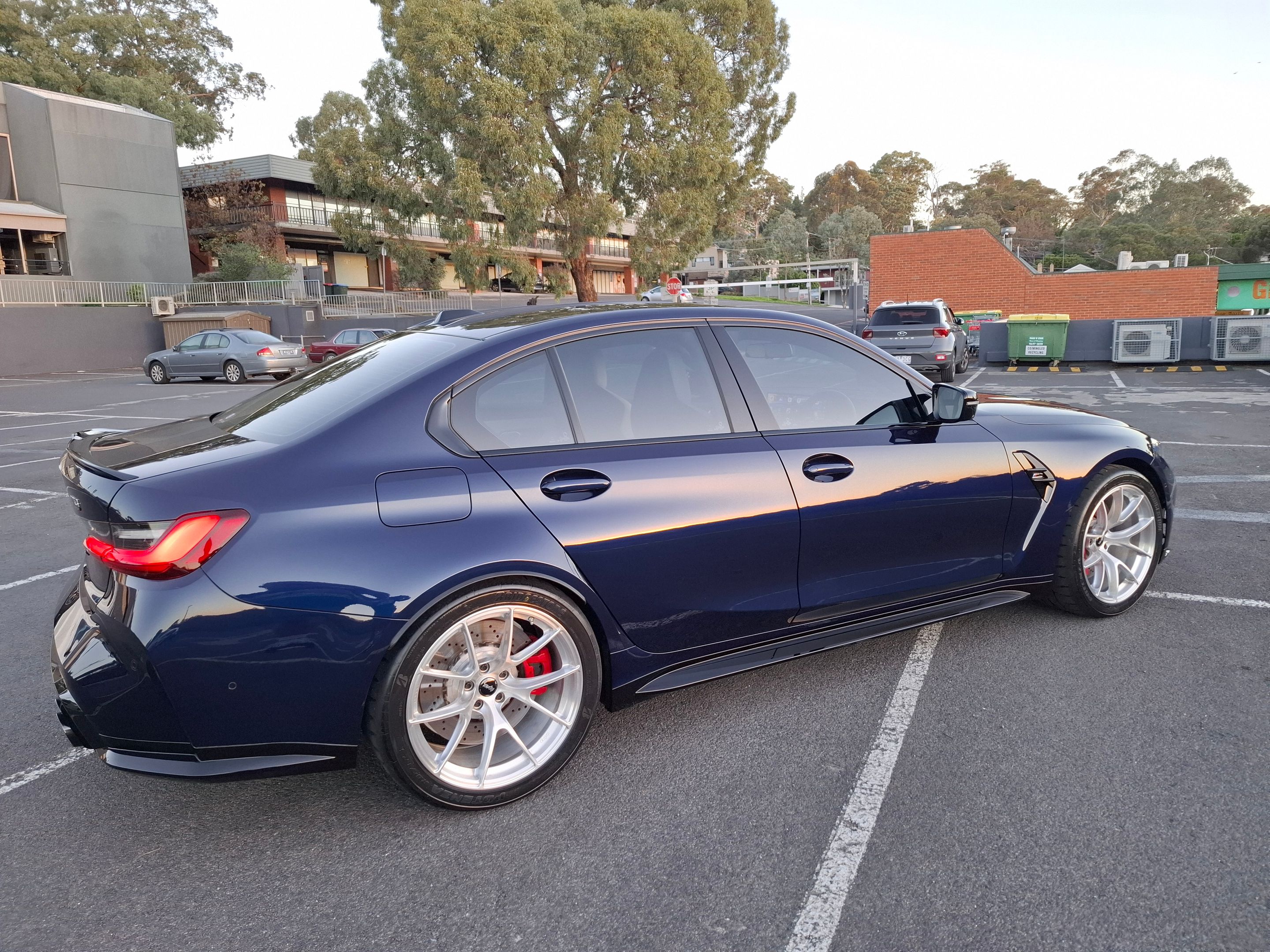 Blue BMW G80 M3 with 19" VS-5RS Apex wheels in Brushed Clear