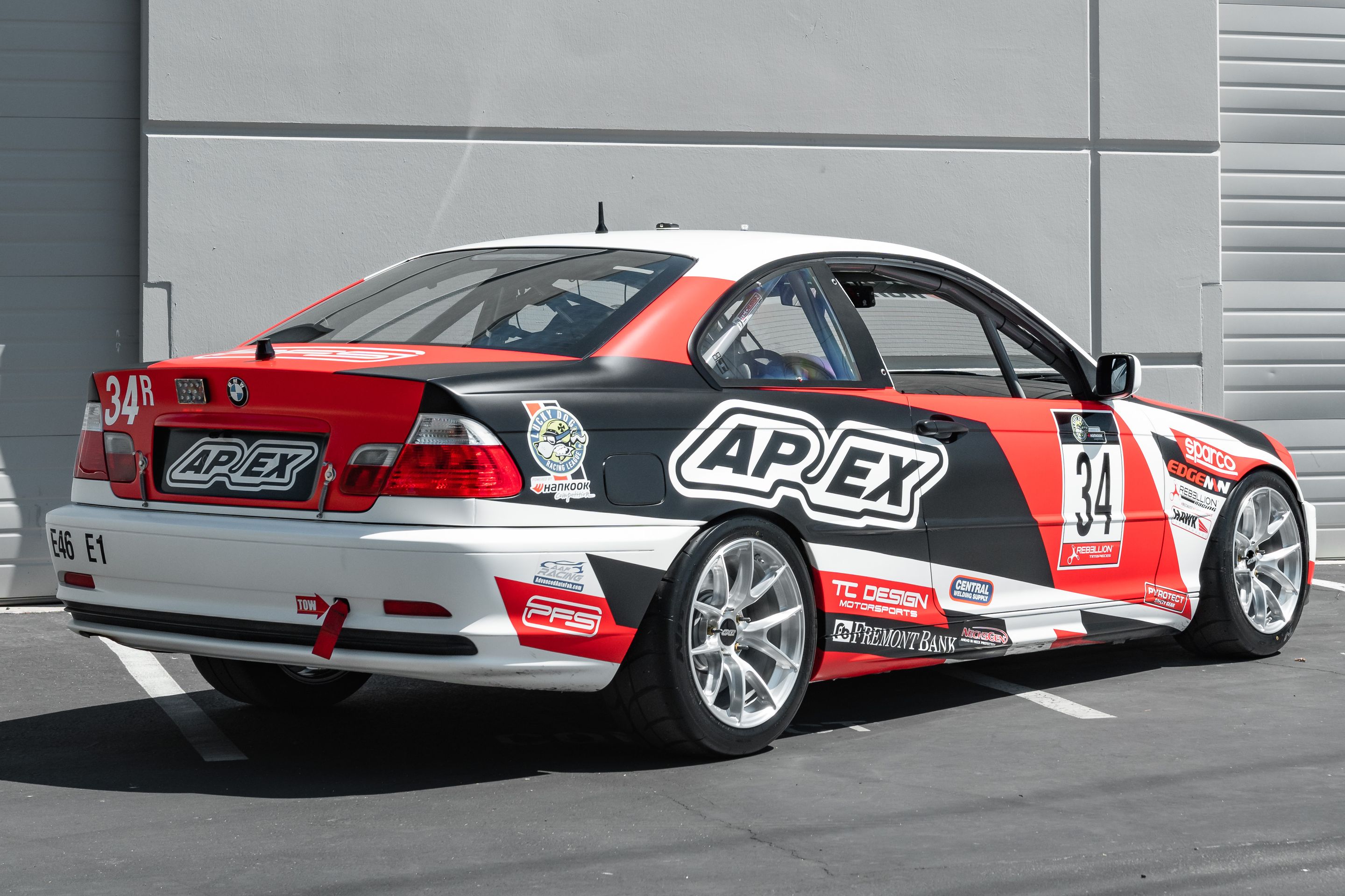 Multicolor BMW E46 3 Series with 17" VS-5RS Apex wheels in Brushed Clear