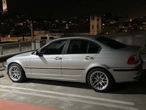 Silver BMW 3 Series - ARC-8 in Hyper Silver