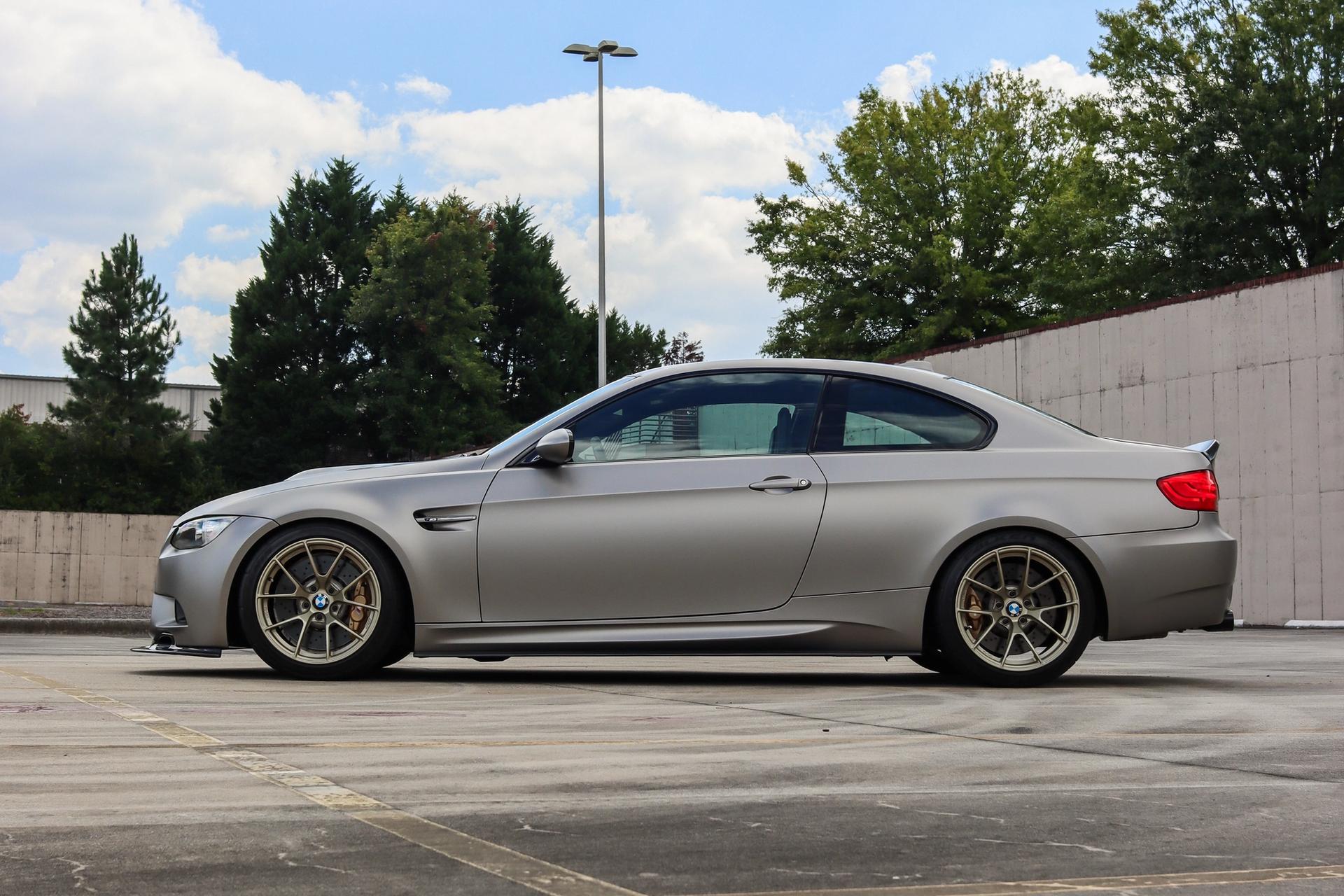BMW E92 Coupe M3 with 18 VS-5RS in Motorsport Gold on BMW E90 E92