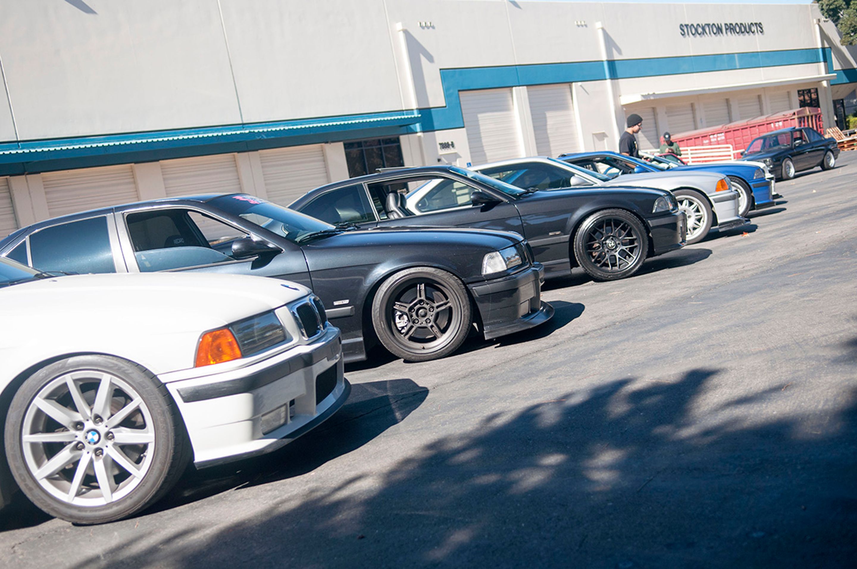 Black Chevrolet 6th Gen Camaro SS with 19" ARC-8 Apex wheels in Satin Black