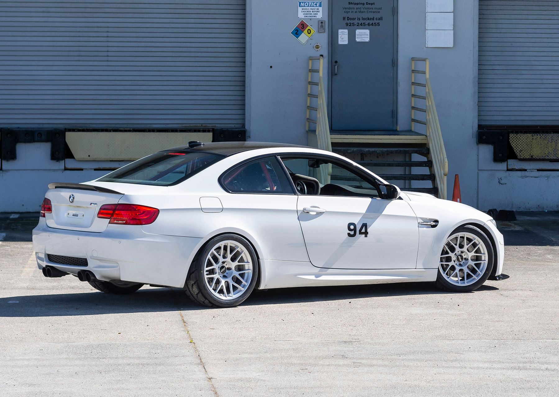 White BMW E92 Coupe M3 with 18" ARC-8R Apex wheels in Brushed Clear