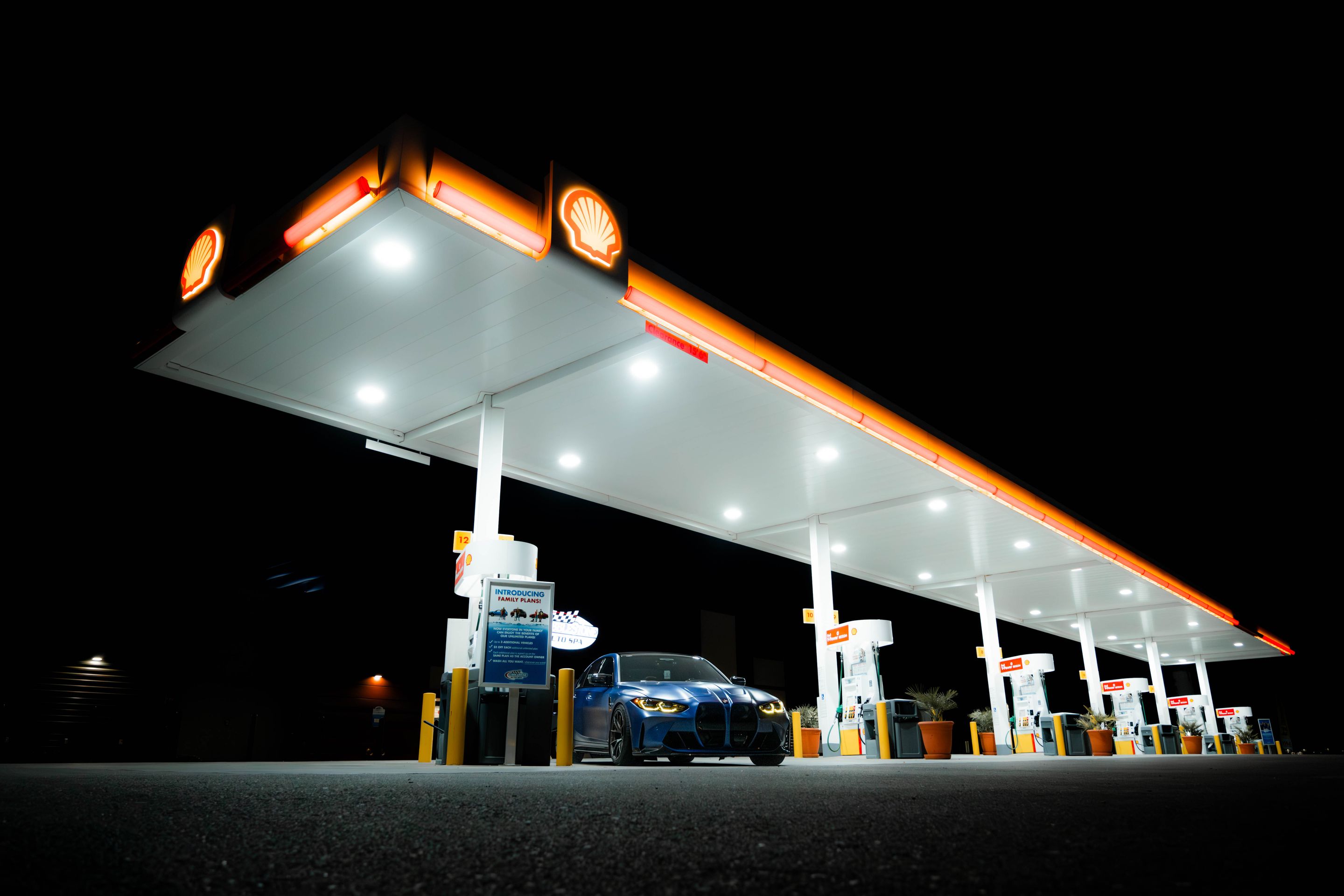 Blue BMW G80 M3 with 19" VS-5RS Apex wheels in Anthracite