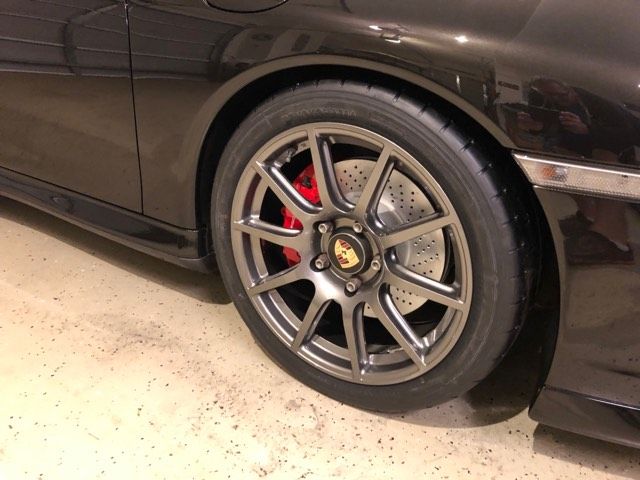 Black Porsche 911 996 Turbo with 18" SM-10 Apex wheels in Anthracite
