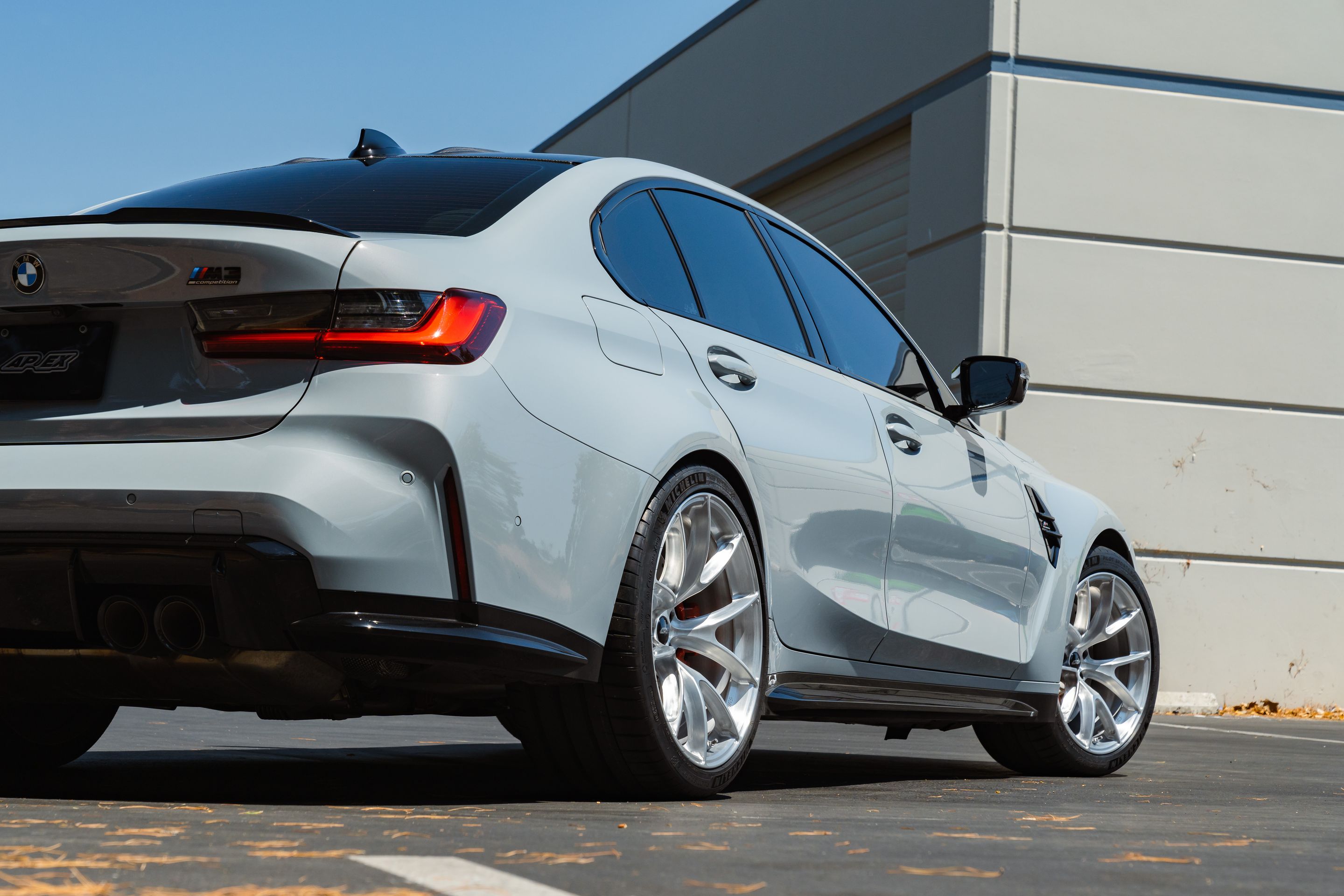 Grey BMW G80 M3 with 19"/20" VS-5RS Apex wheels in Brushed Clear
