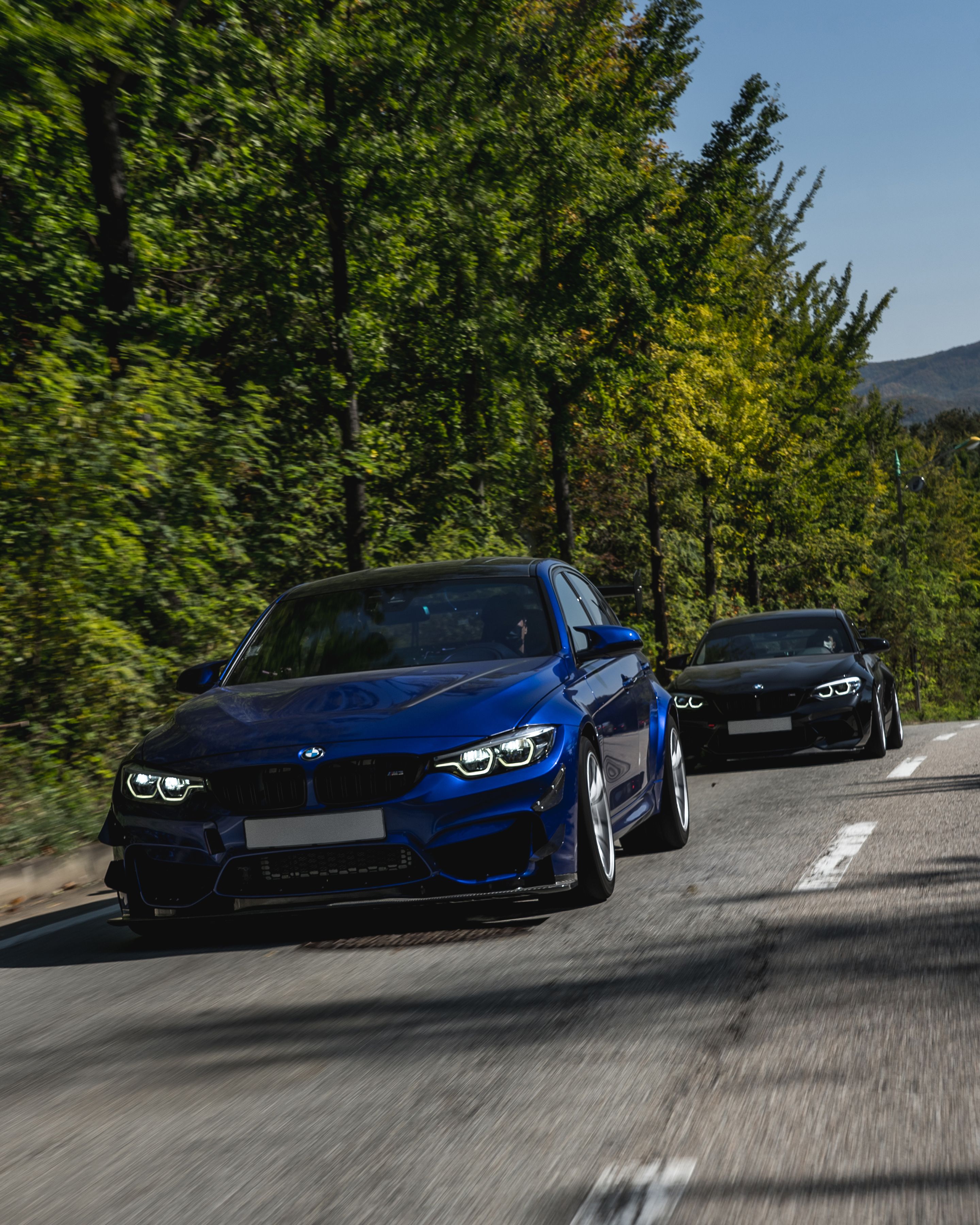 Blue BMW F80 M3 with 18" SM-10 Apex wheels in Race Silver