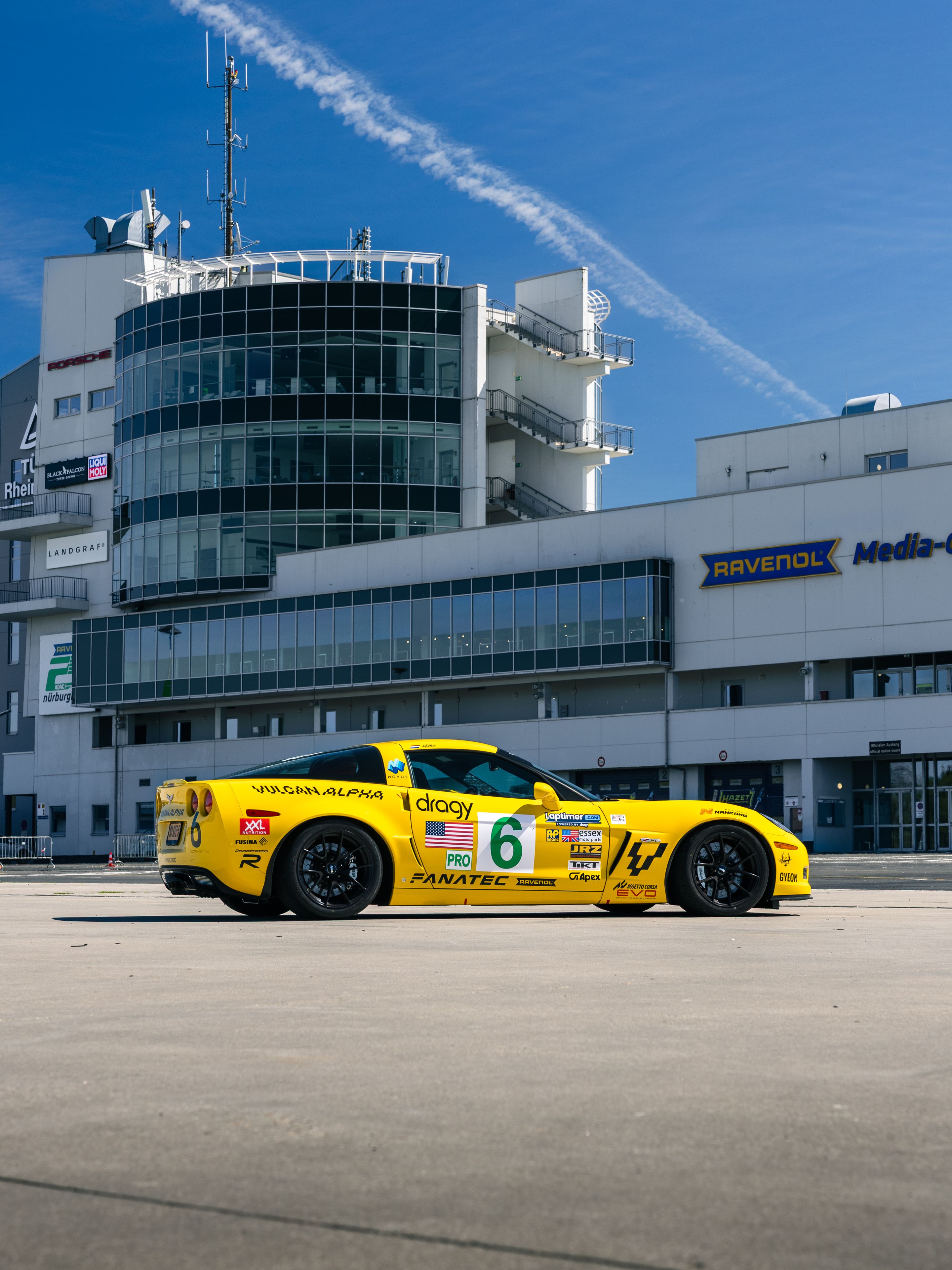 Yellow Chevrolet C6 Corvette Z06 with 18" VS-5RS Apex wheels in Satin Black