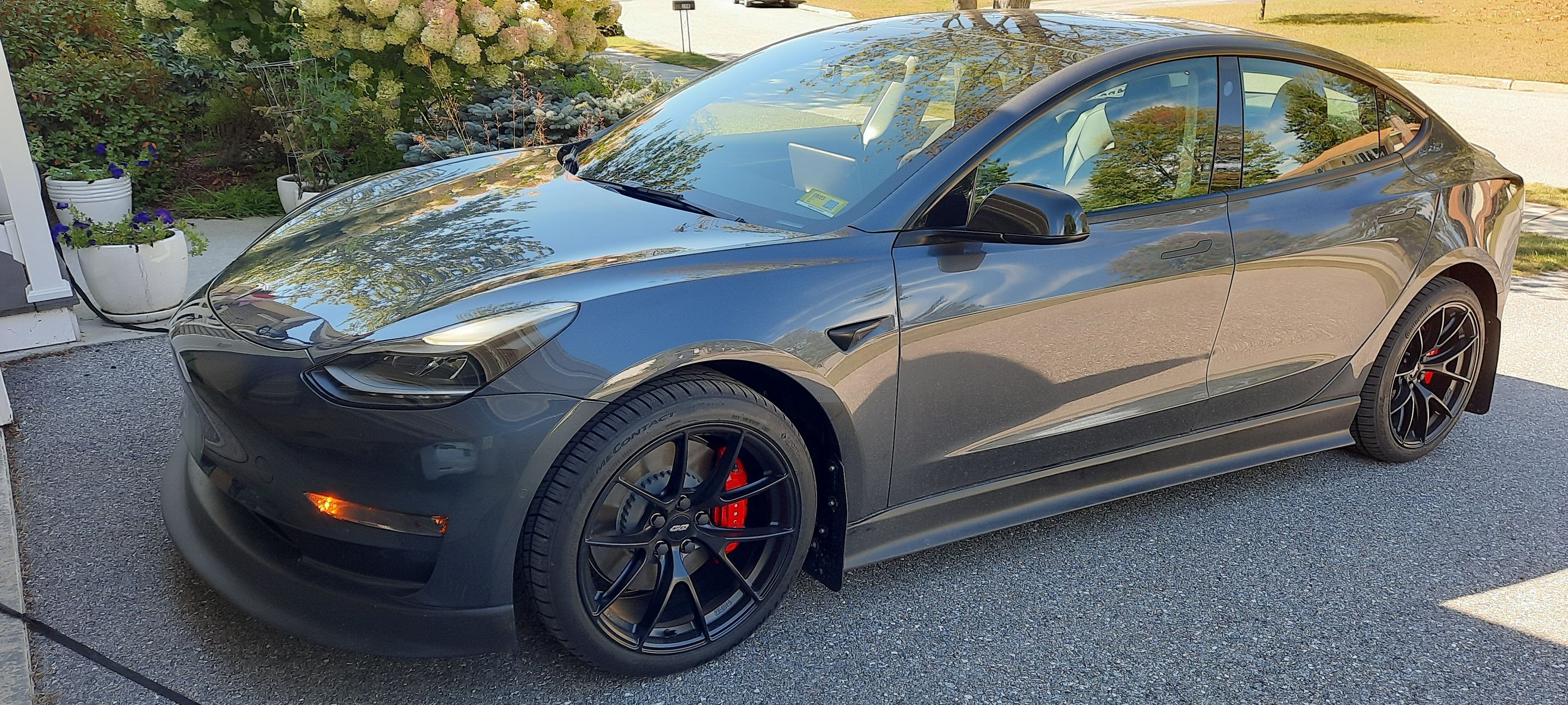 Grey Tesla Model 3 with 19" VS-5RS Apex wheels in Satin Black