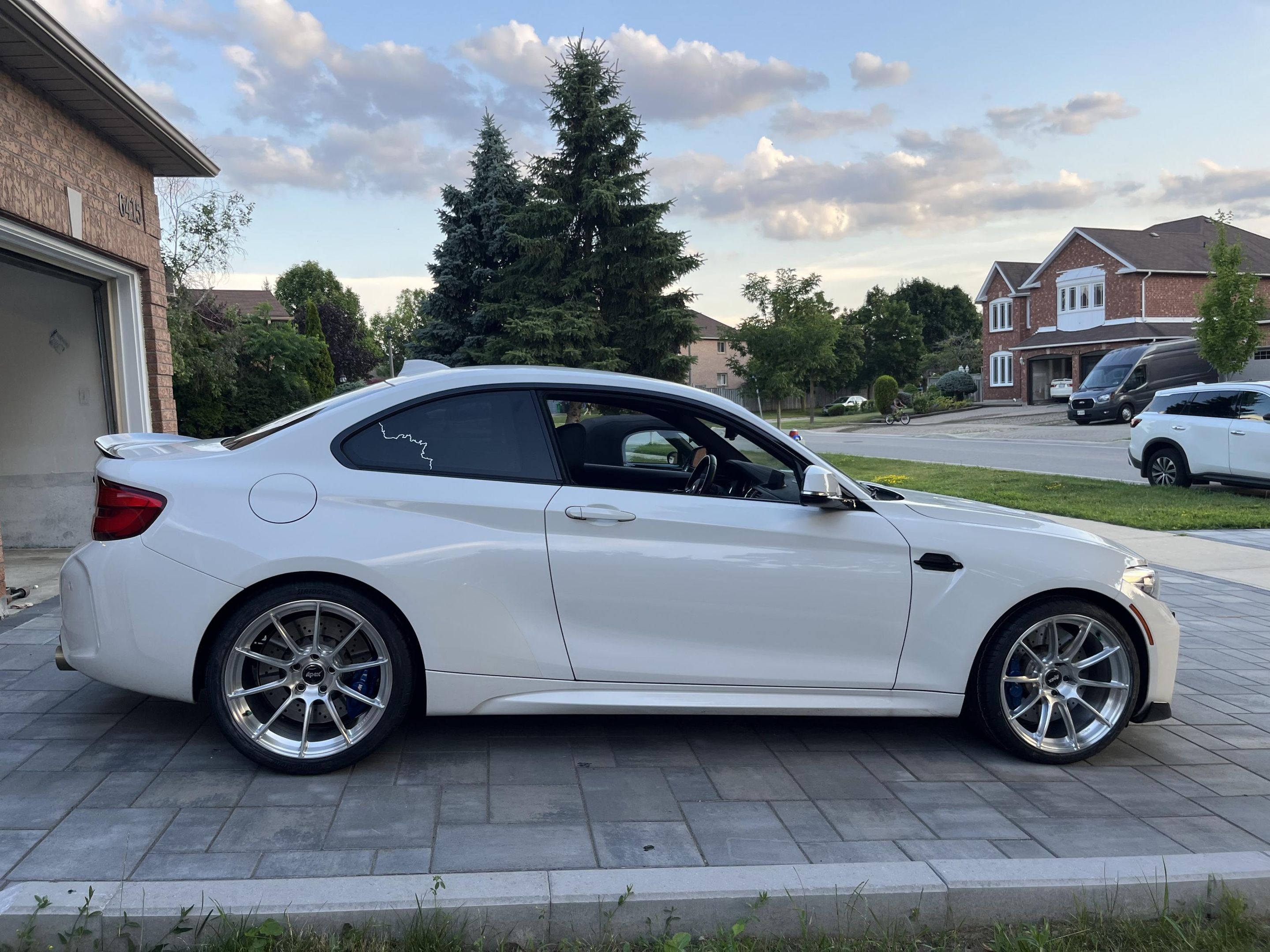 White BMW F87 M2 with 19" SM-10RS Apex wheels in Brushed Clear