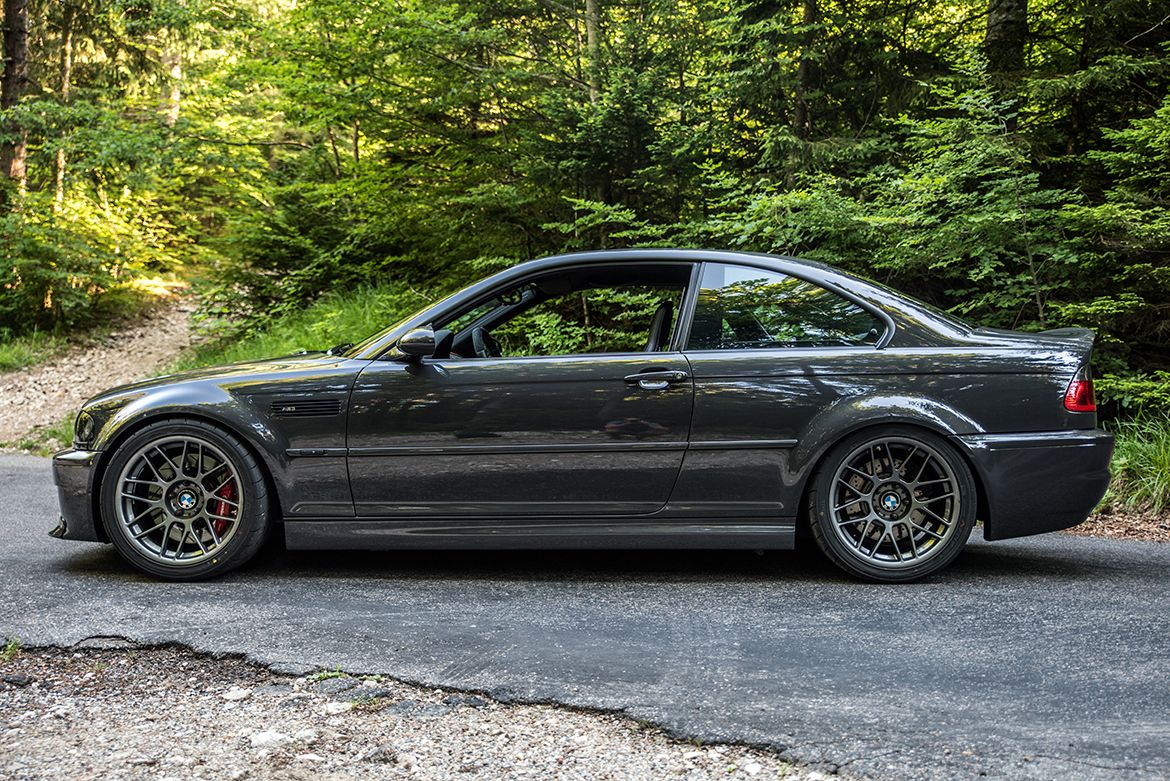 Grey BMW E46 M3 with 18" ARC-8 Apex wheels in Anthracite