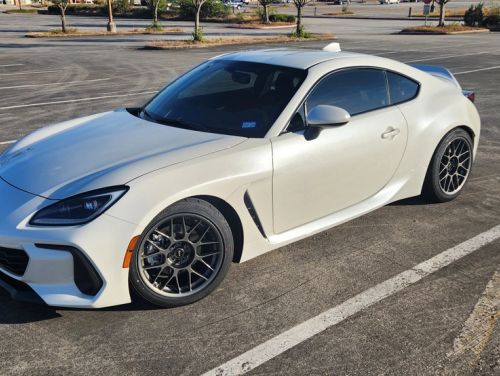 White Subaru BRZ - ARC-8 in Anthracite