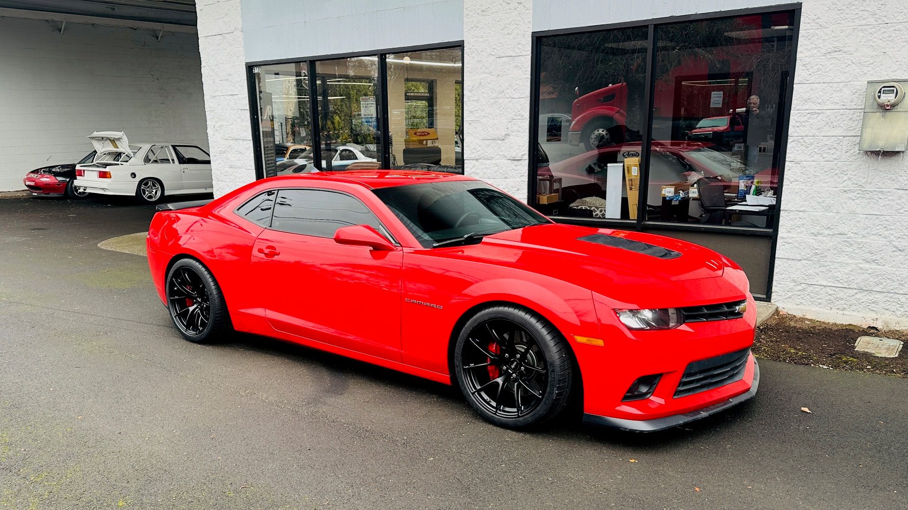 Red Chevrolet Camaro - VS-5RS in Satin Black