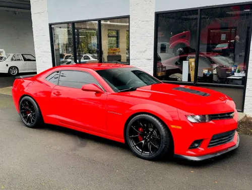 Red Chevrolet Camaro - VS-5RS in Satin Black
