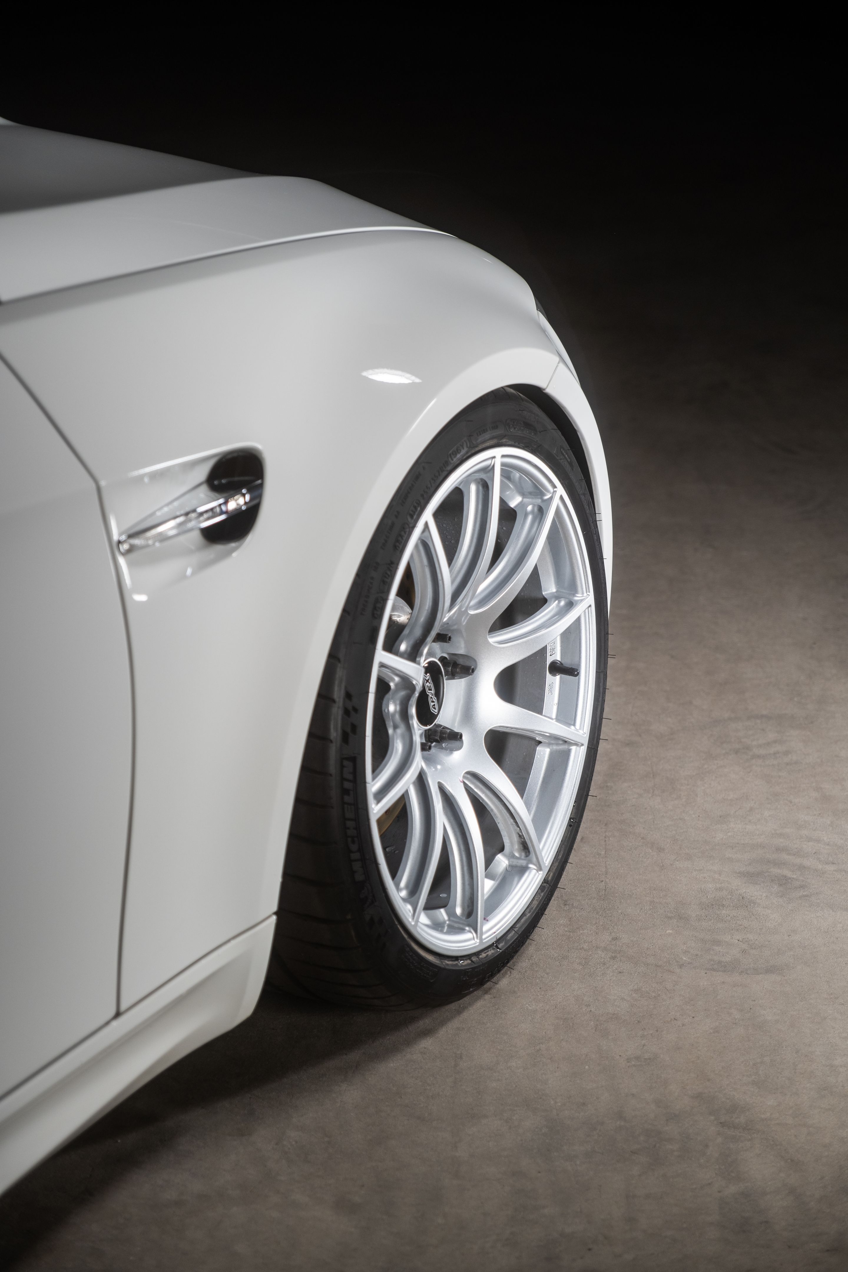 White BMW E92 Coupe M3 with 19" SM-10 Apex wheels in Race Silver