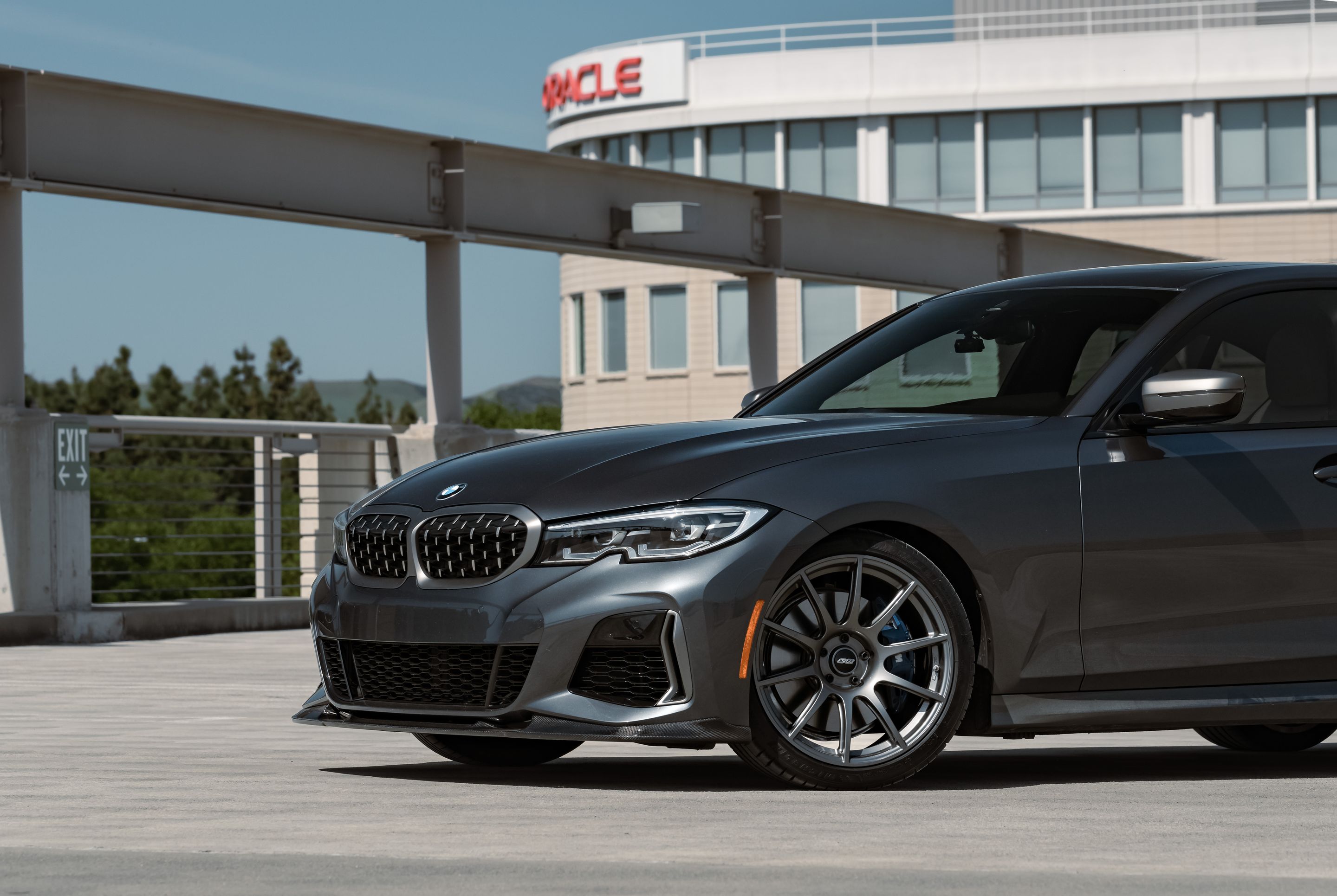 Grey BMW G20 Sedan 3 Series with 19" SM-10 Apex wheels in Anthracite