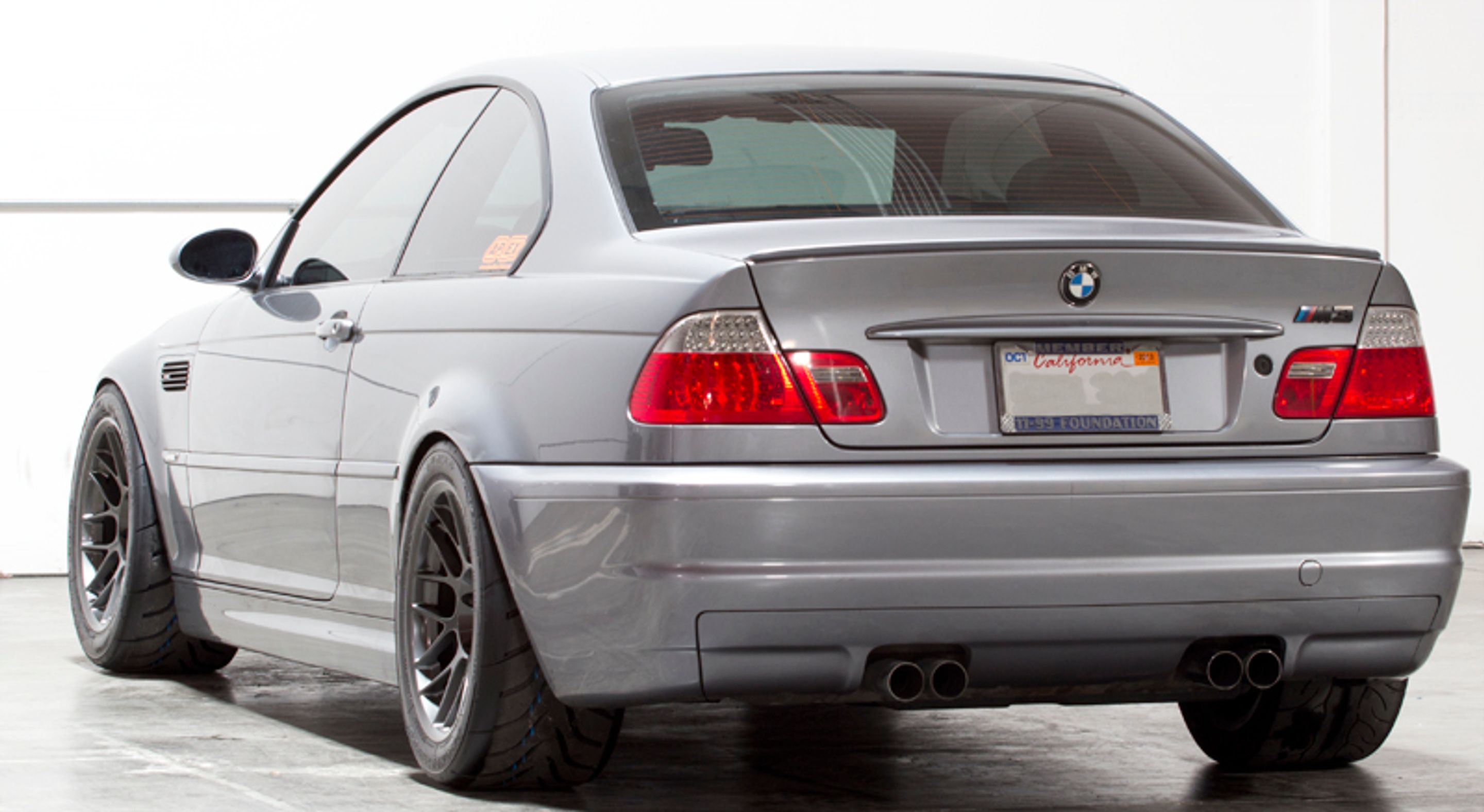 Grey BMW E46 M3 with 17" ARC-8 Apex wheels in Anthracite