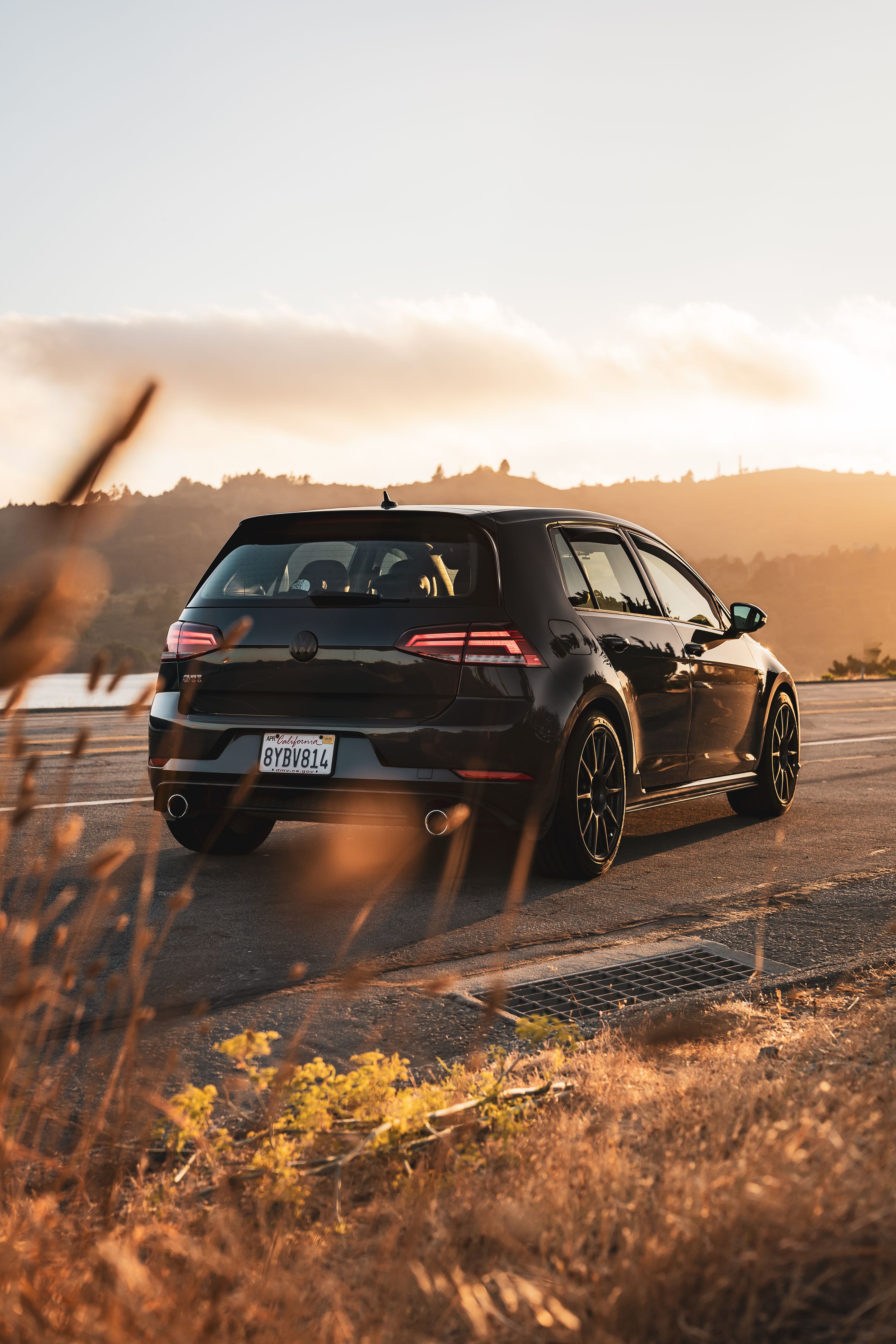 Black VW MK7 GTI with 17" SM-10 Apex wheels in Anthracite