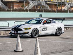White Ford Mustang - VS-5RS in Anthracite