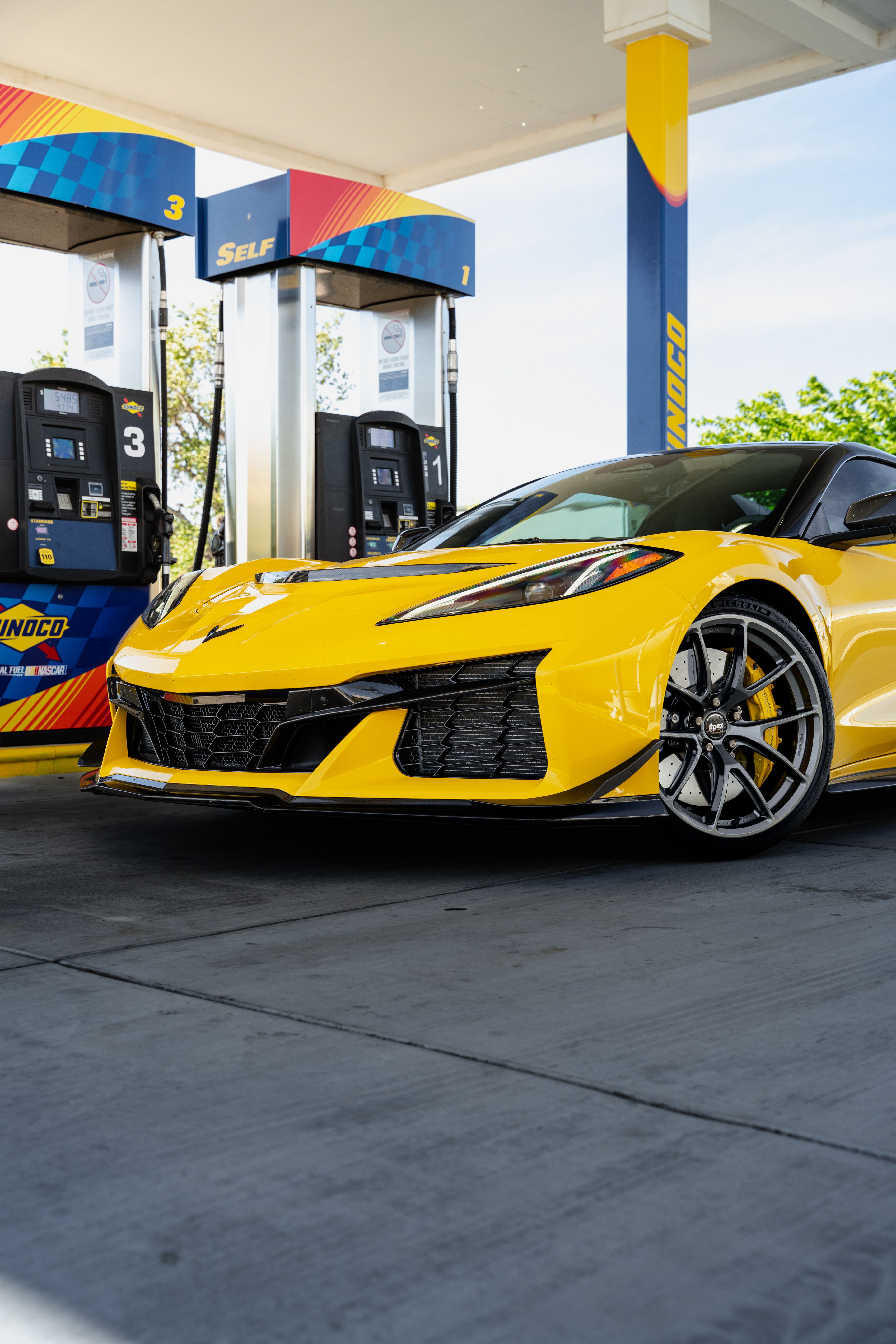 Chevrolet C8 Corvette ZR1 with 20