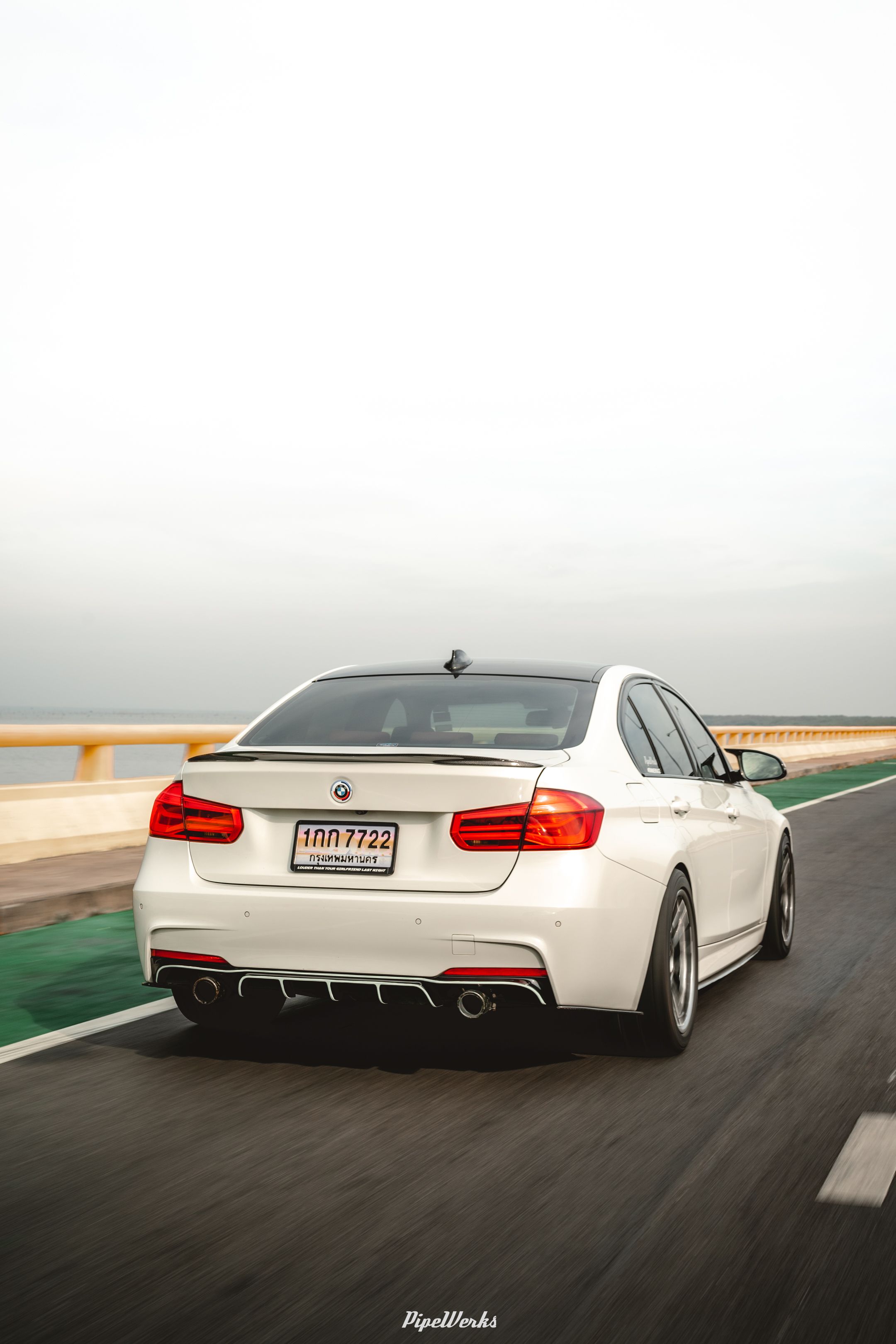 White BMW F30 Sedan 3 Series with 18" ARC-8 Apex wheels in Hyper Black