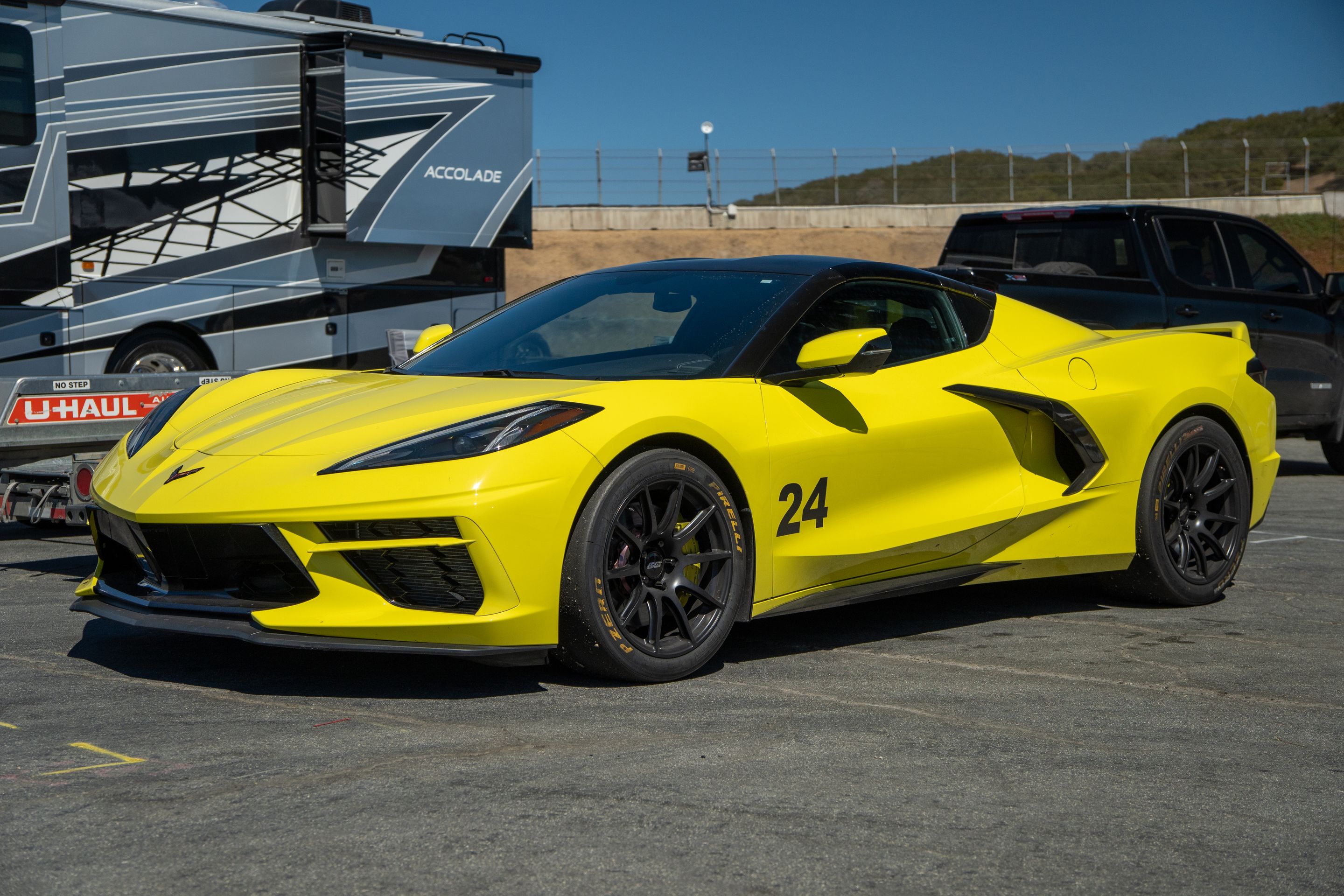 Yellow Chevrolet C8 Corvette Stingray/Z51 with 18"/19" SM-10 Apex wheels in Satin Black