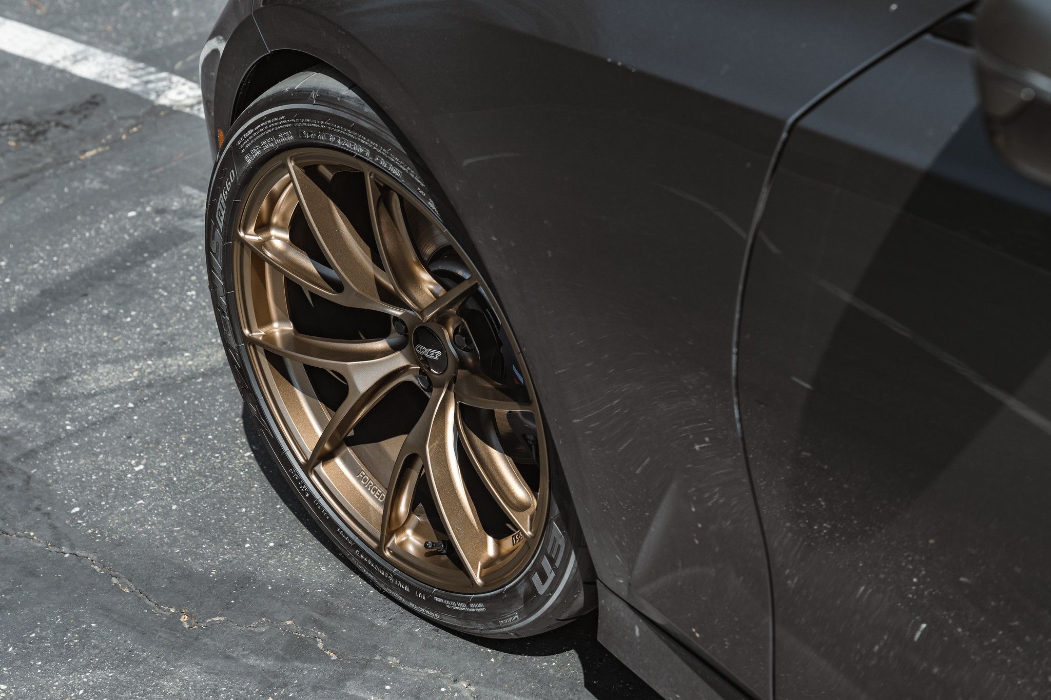 Grey BMW G20 Sedan 3 Series with 19" VS-5RS Apex wheels in Satin Bronze