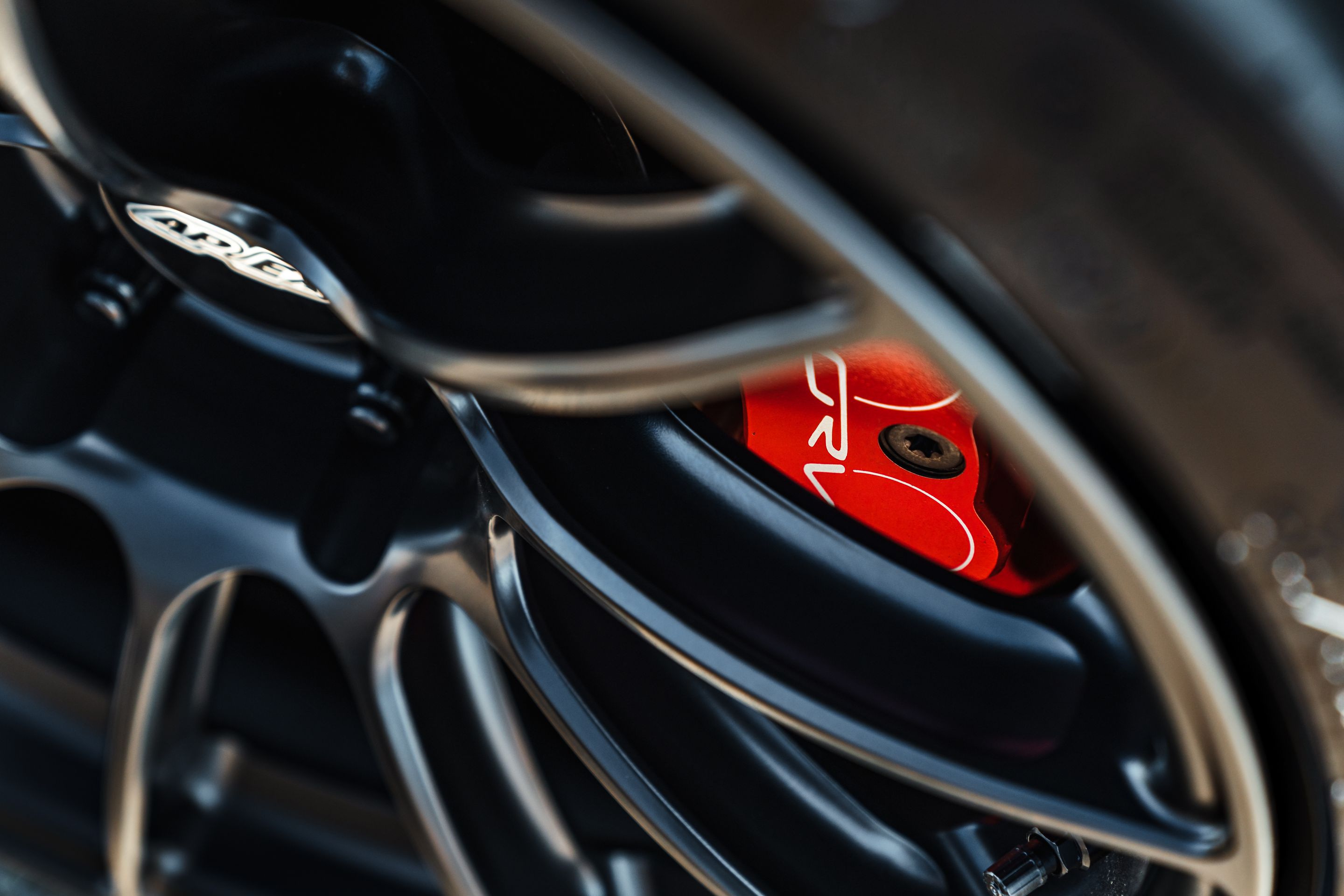 Blue Chevrolet C6 Corvette Z06 with 18" SM-10RS Apex wheels in Satin Black