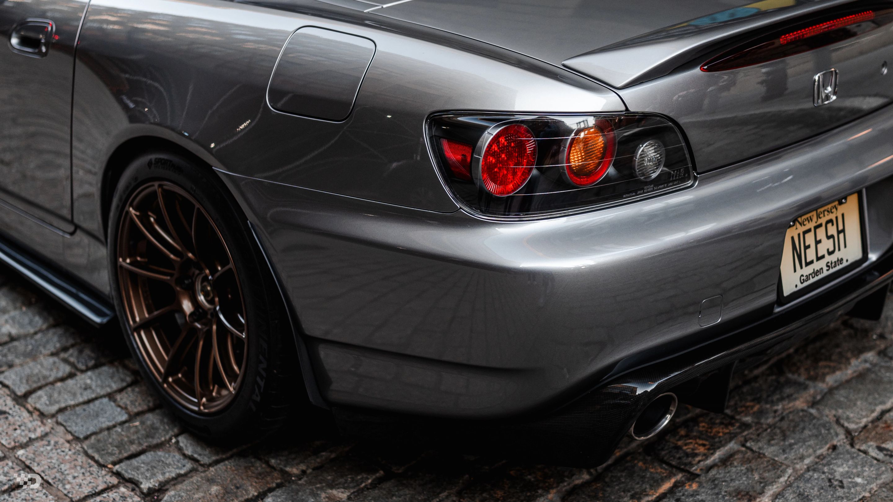 Grey Honda S2000 with 17" SM-10RS Apex wheels in Satin Bronze