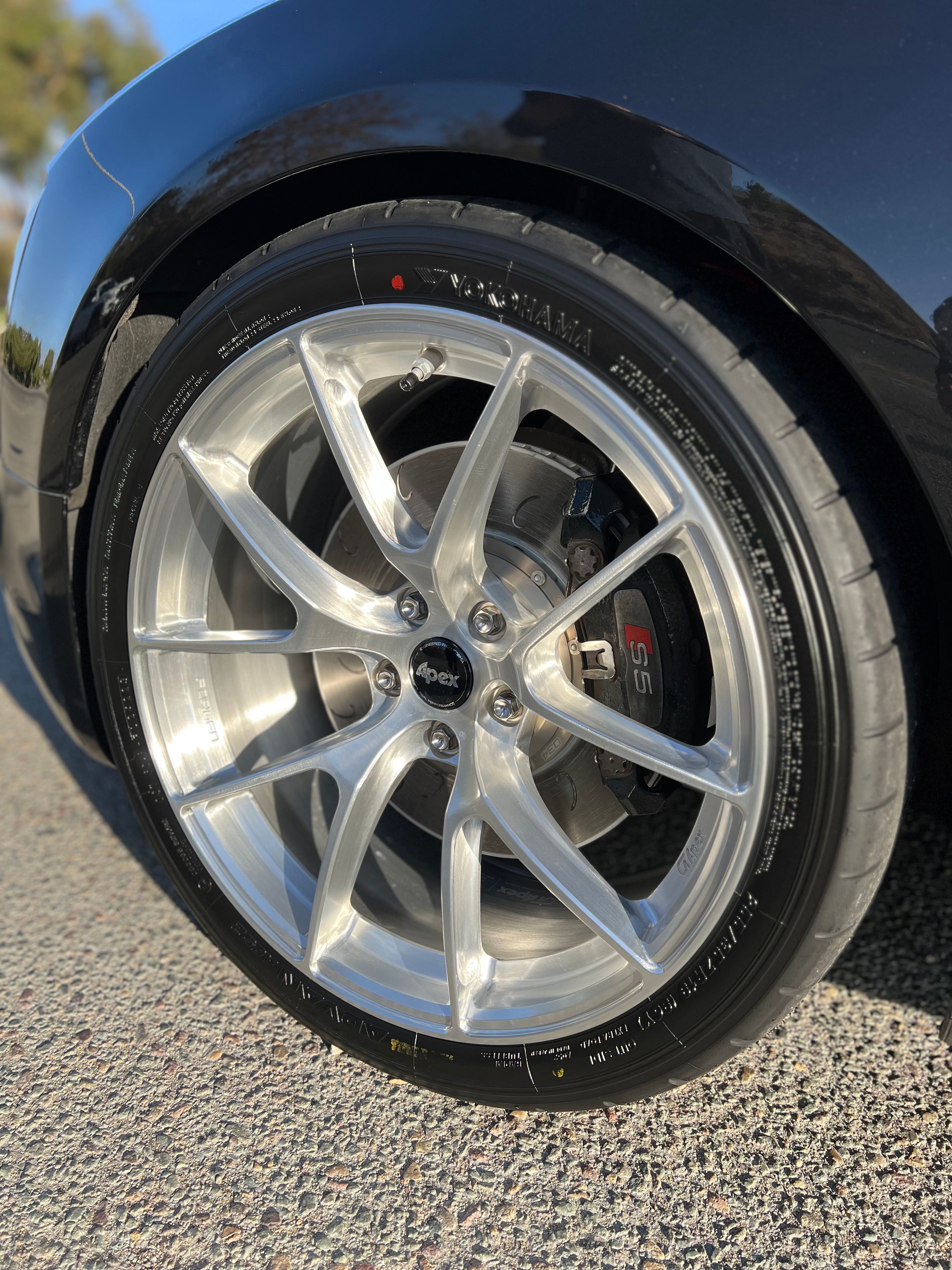 Black Audi B8 S5 with 19" VS-5RS Apex wheels in Brushed Clear