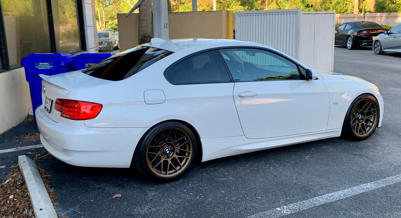 White BMW E92 Coupe 3 Series with 18" ARC-8 Apex wheels in Satin Bronze