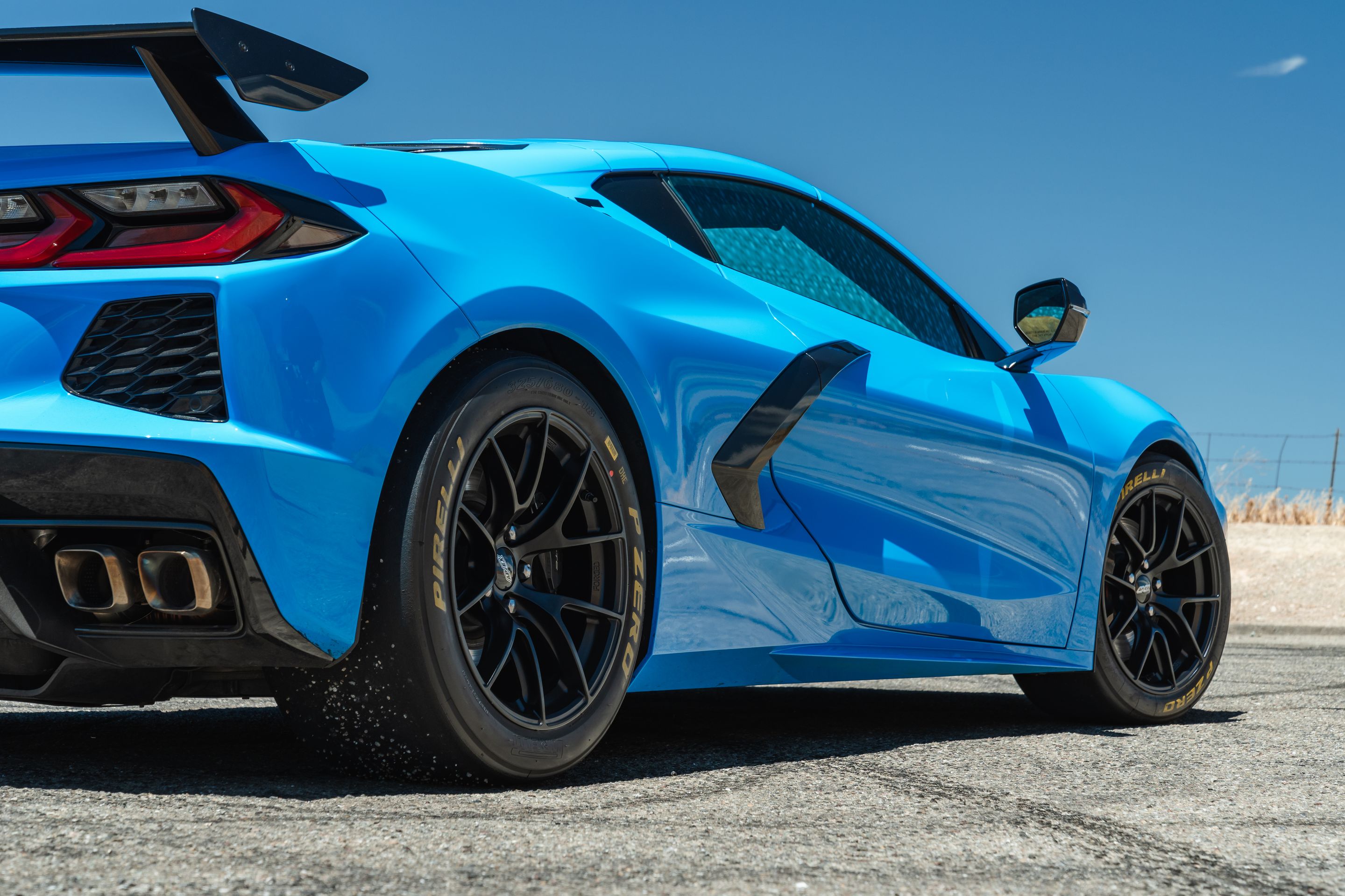 Blue Chevrolet C8 Corvette Stingray/Z51 with 18" VS-5RS Apex wheels in Satin Black