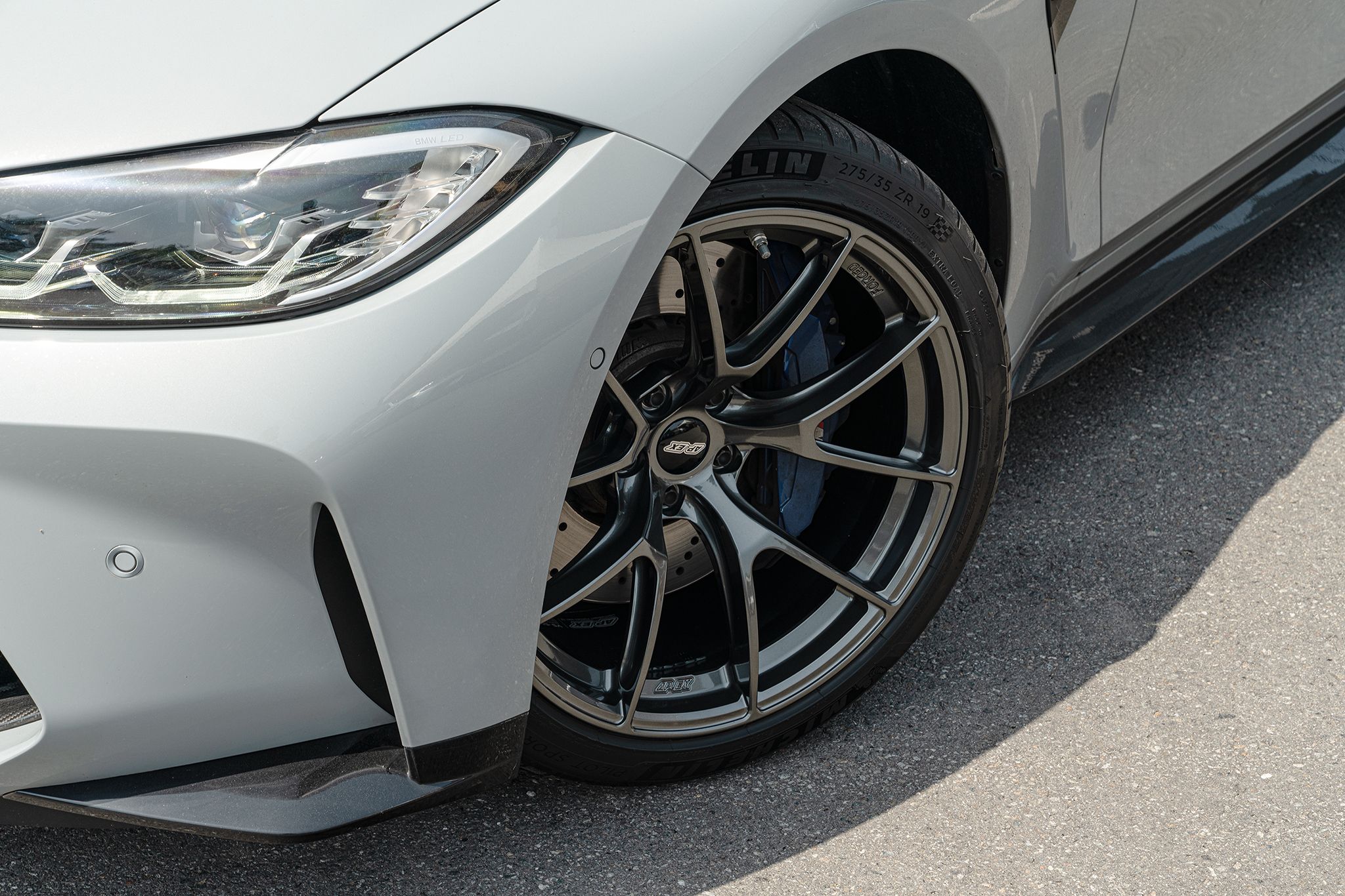 Grey BMW G80 M3 with 19"/20" VS-5RS Apex wheels in Anthracite